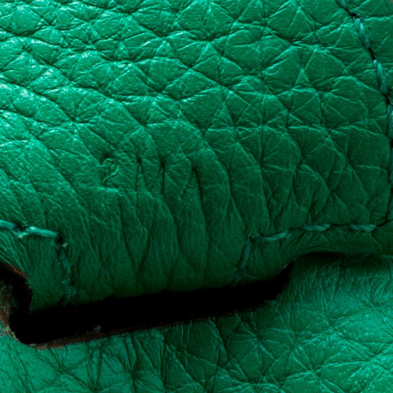 Hermes Bamboo Togo Leather Evelyne III GM Bag In Good Condition In Dubai, Al Qouz 2