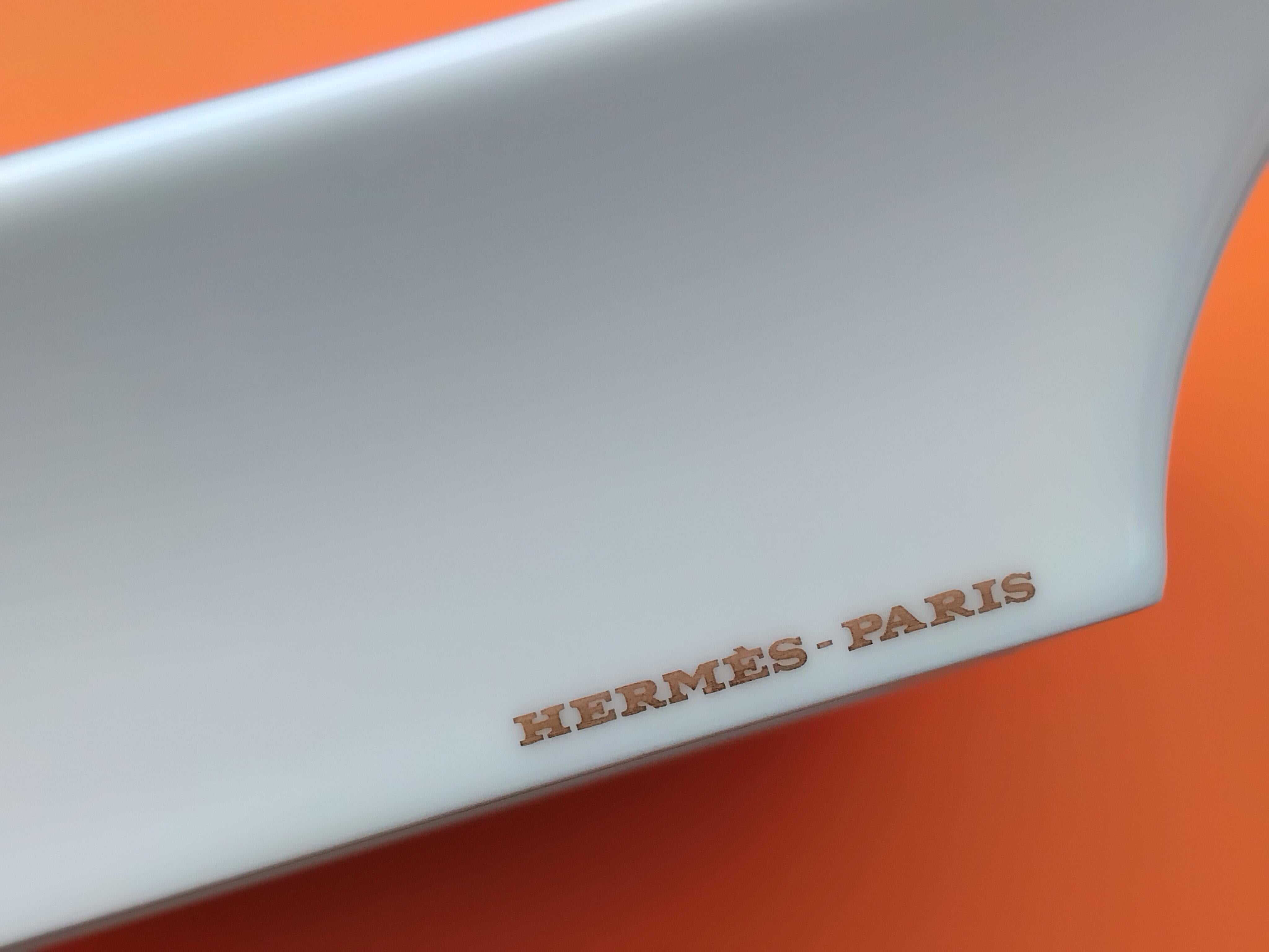 Hermès Barber Hairdresser Tools Cigar Ashtray Change Tray Porcelain Gold 7