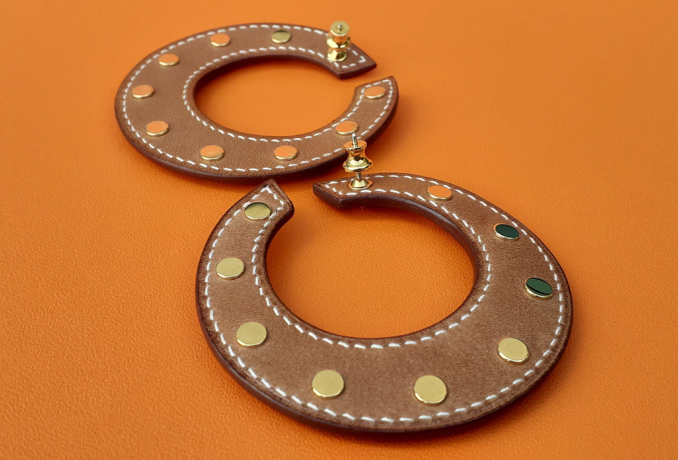 Hermès Barenia Leather and Gold Hdw Earrings For Sale 3