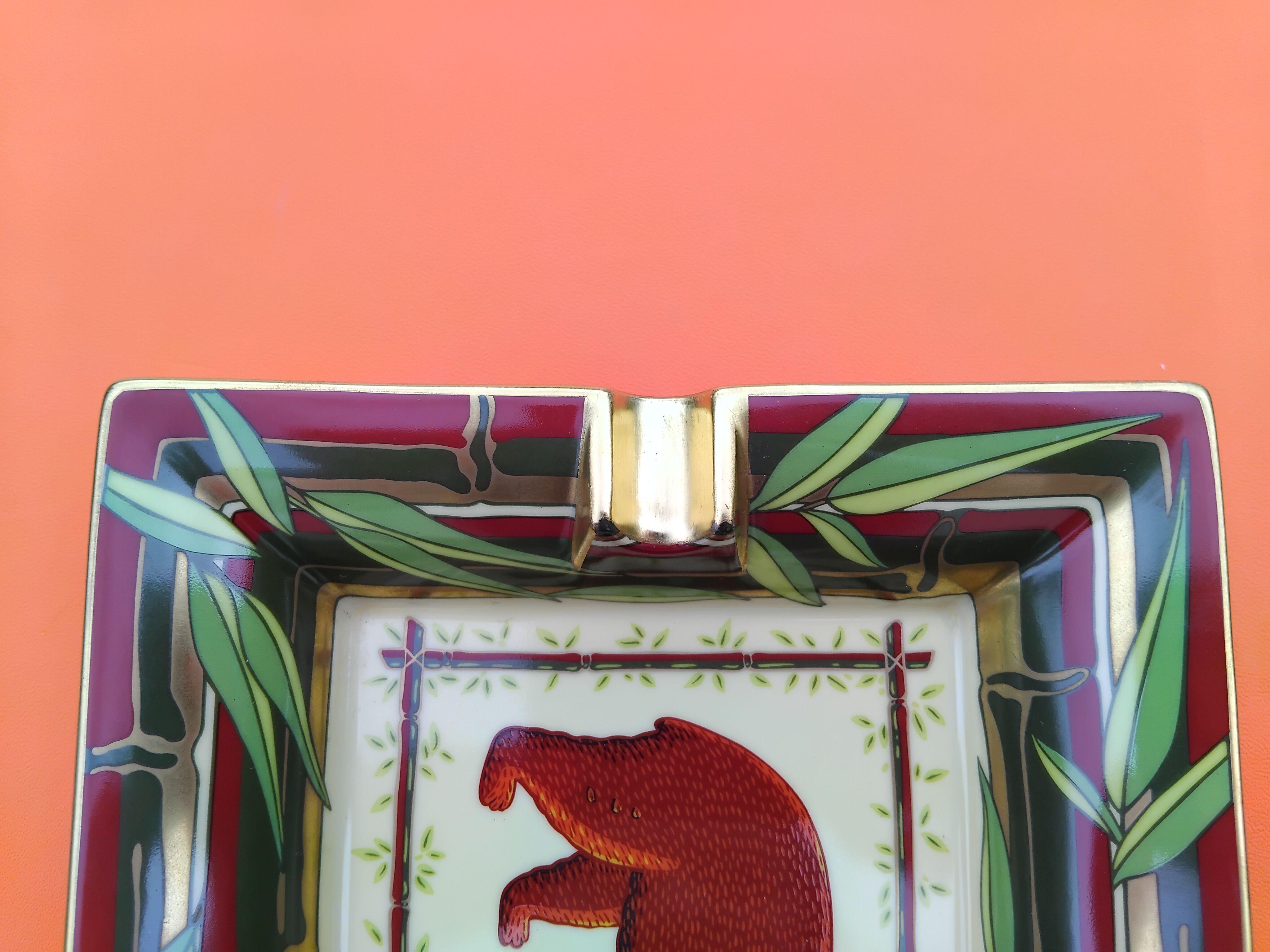 Hermès Bear Bamboo Print Cigar Ashtray Change Tray Porcelain Gold 6