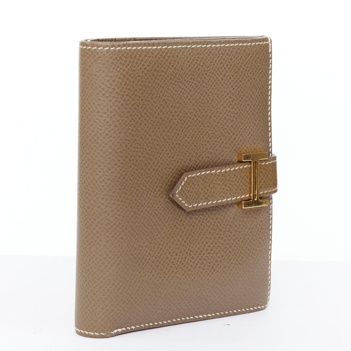 Brown HERMES Bearn Compact etaupe brown GHW H strap epsom wallet For Sale