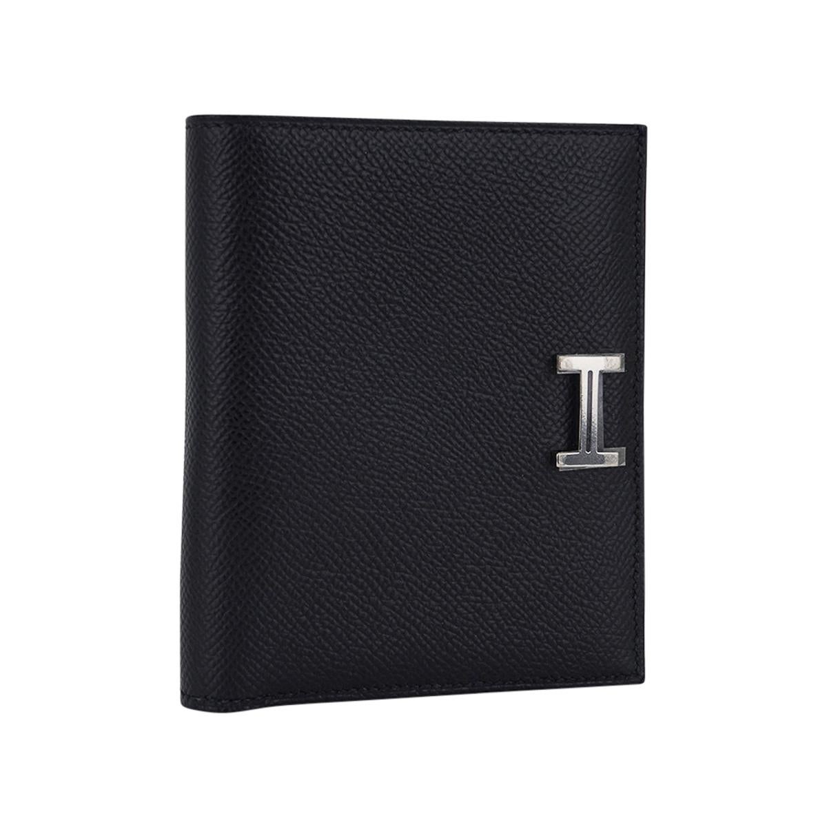 Hermes Bearn Compact Wallet Black Palladium Hardware Epsom Leather In New Condition In Miami, FL