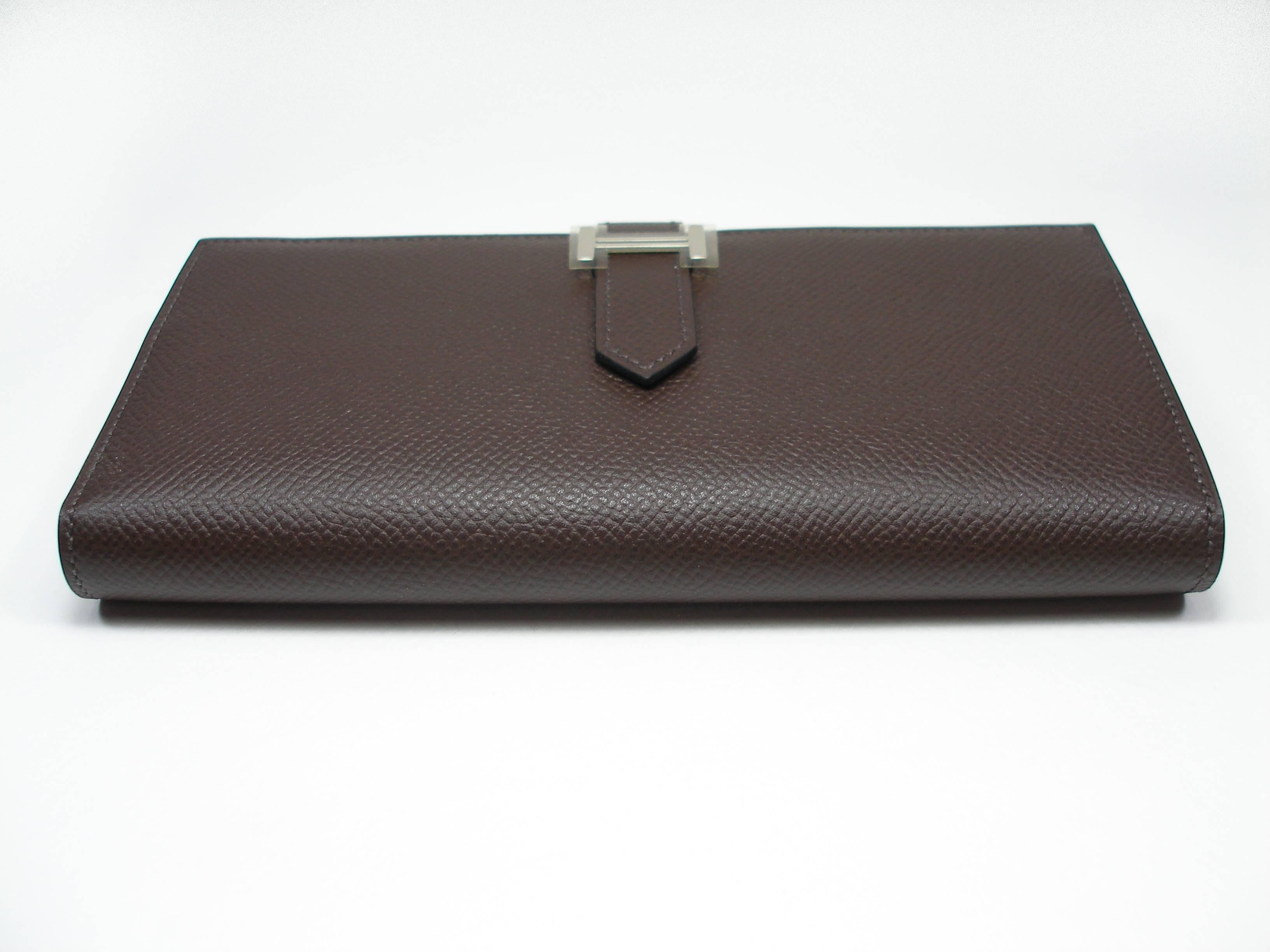 Women's or Men's Hermès Béarn Soufflet Wallet Brown Chocolat Epsom Leather H claps / Brand New  For Sale