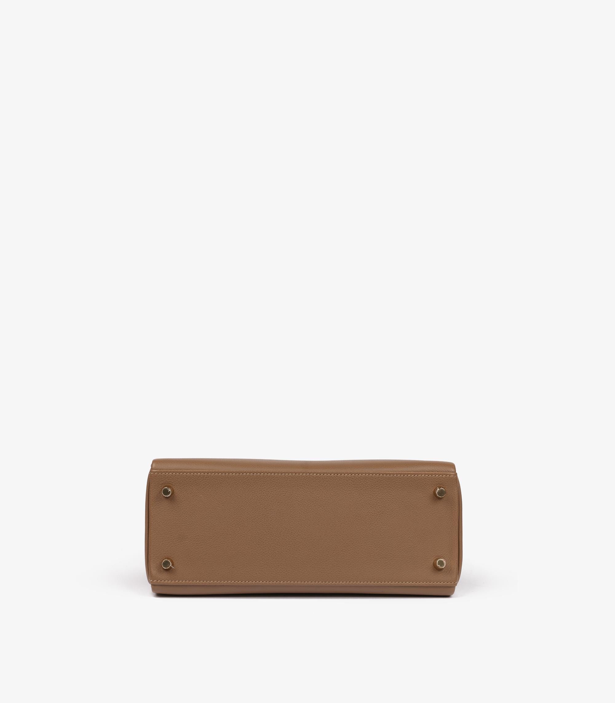 Hermès Beige de Weimar Evercolour Piel Kelly 28cm Retourne en venta 2