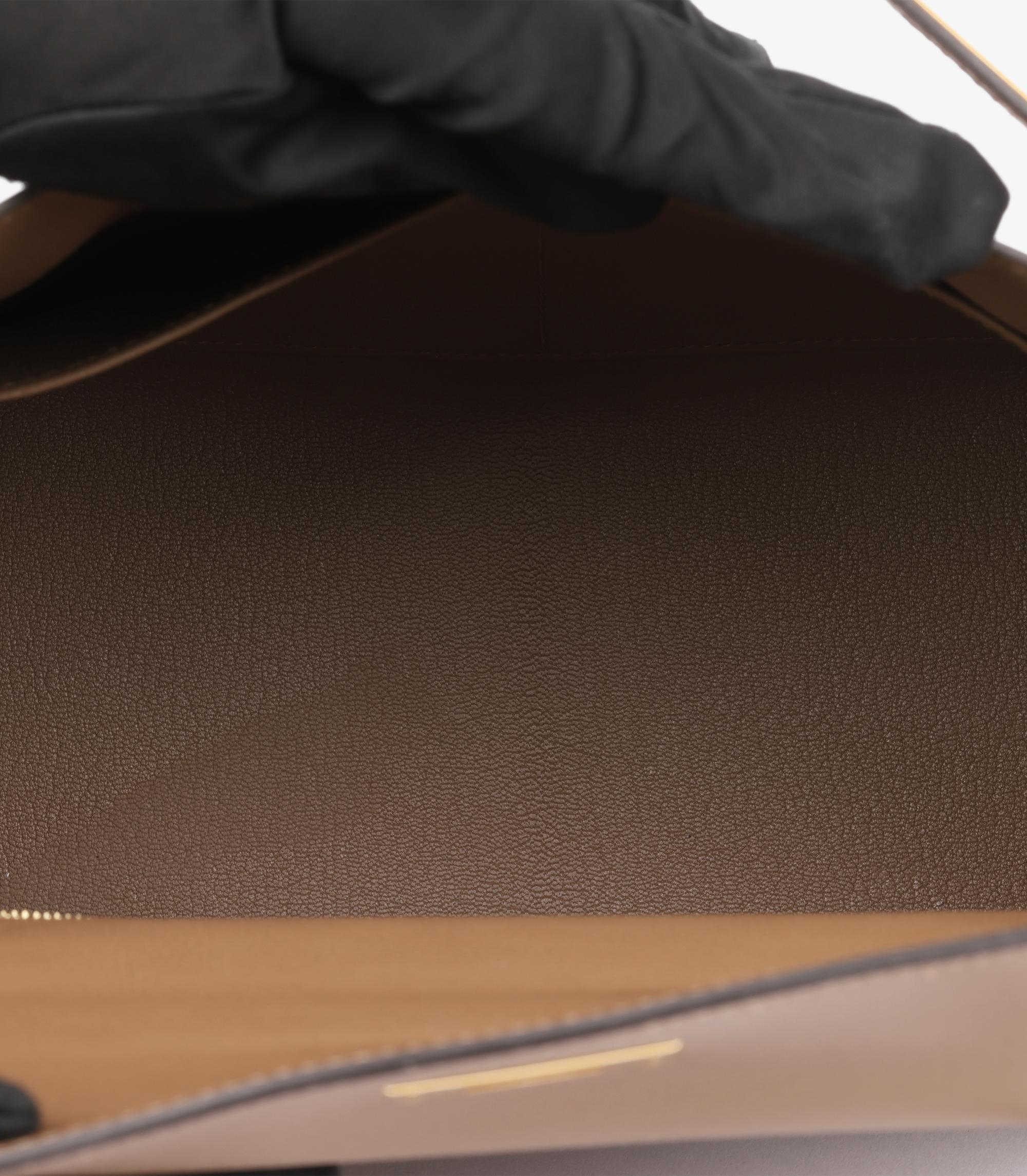 Hermès Beige de Weimar Evercolour Piel Kelly 28cm Retourne en venta 4