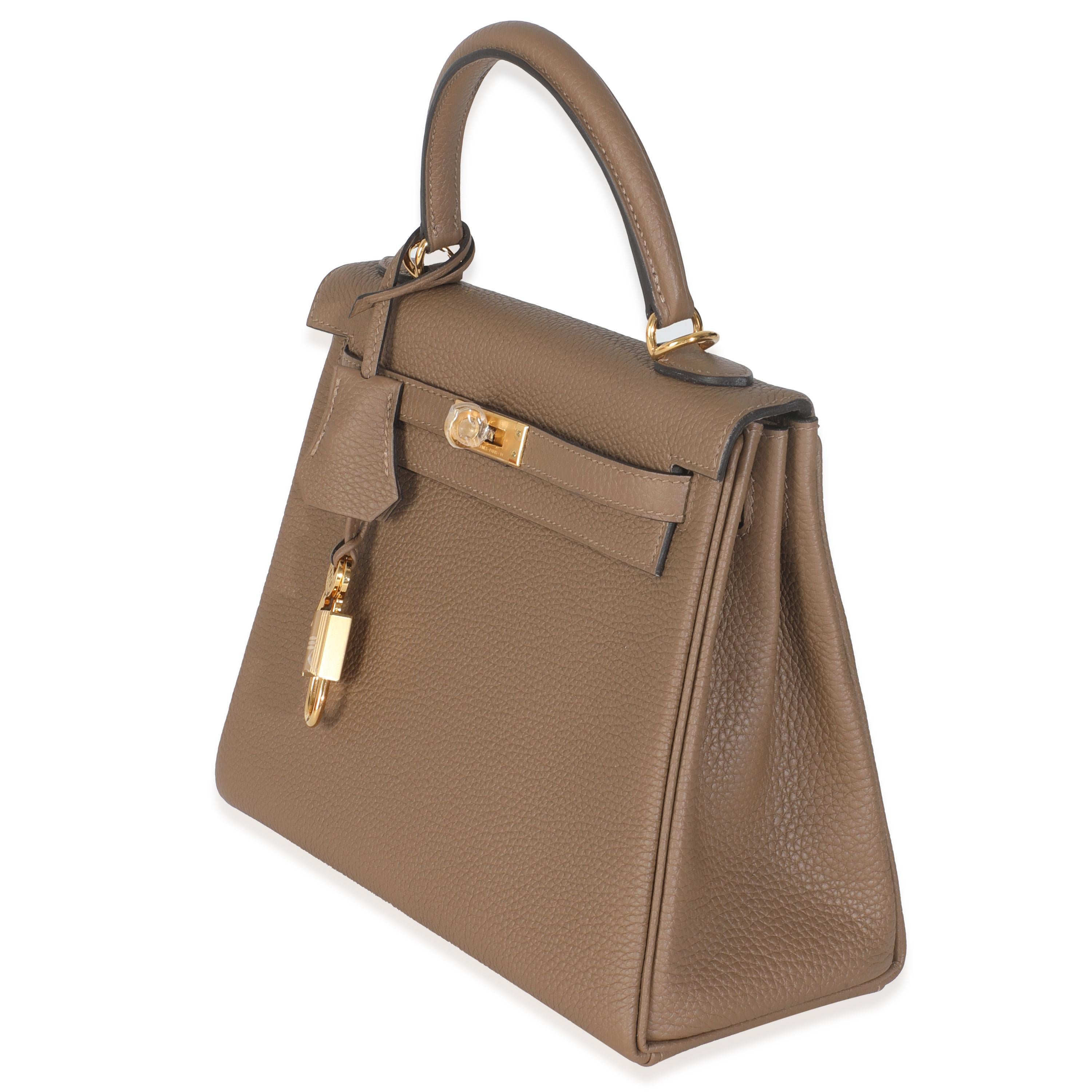 Donna Hermès Beige De Weimar Togo Retourne Kelly 25 GHW in vendita