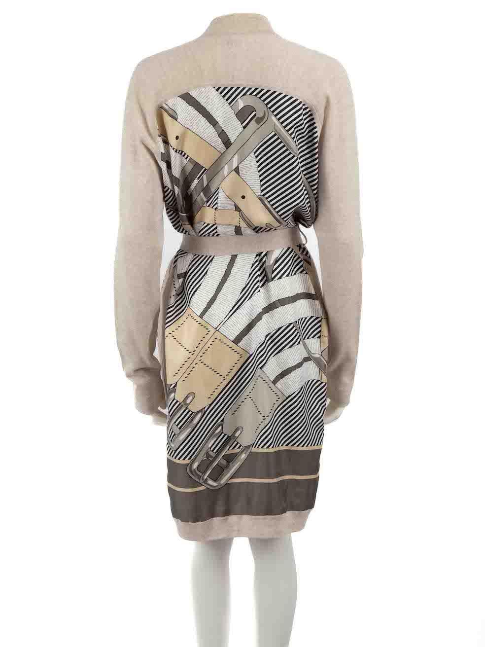Hermès Beige Graphic Panel Knitted Cardigan Size M Bon état - En vente à London, GB
