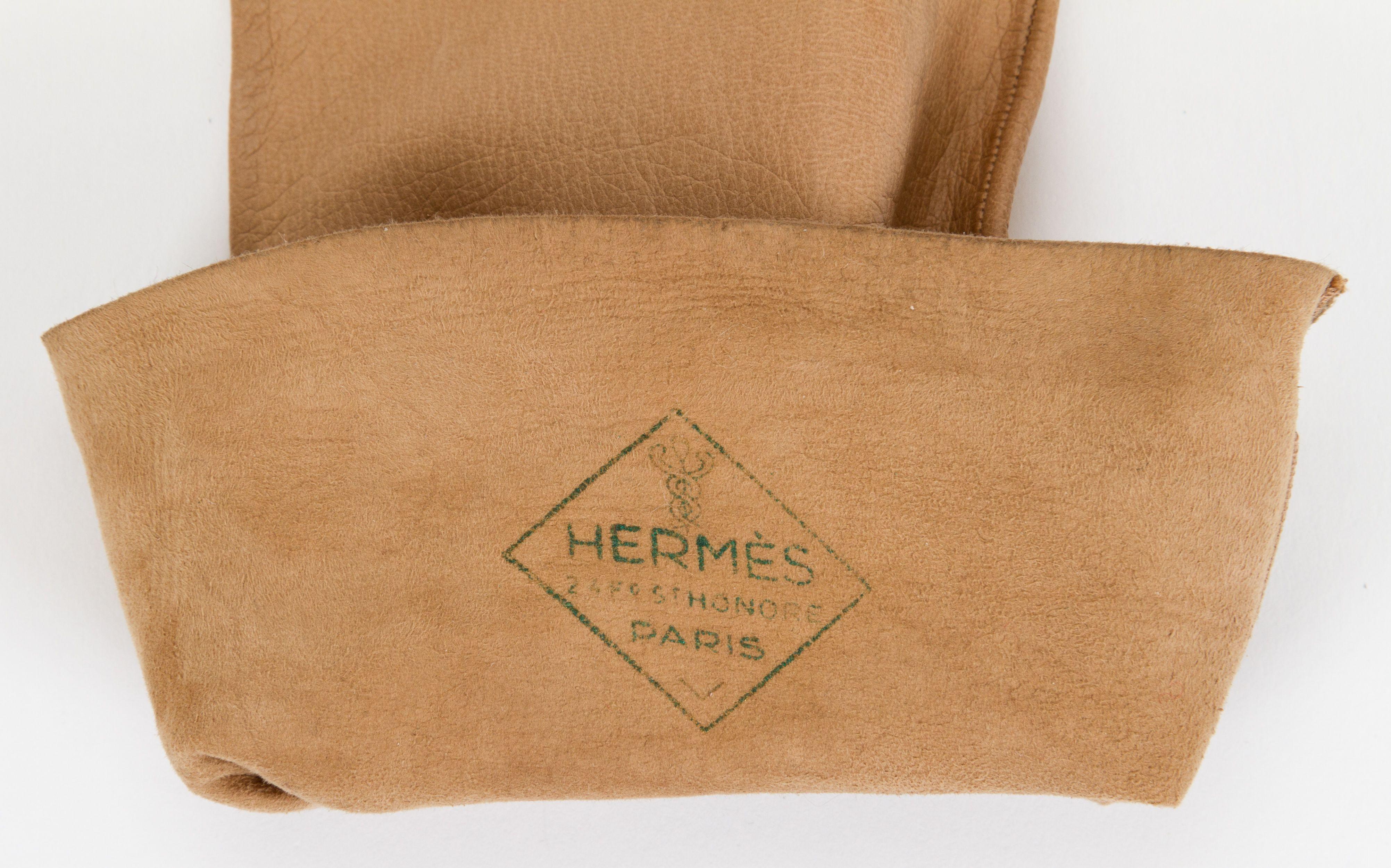 Hermès Beige Lammfell Lange Vintage Handschuhe Damen im Angebot