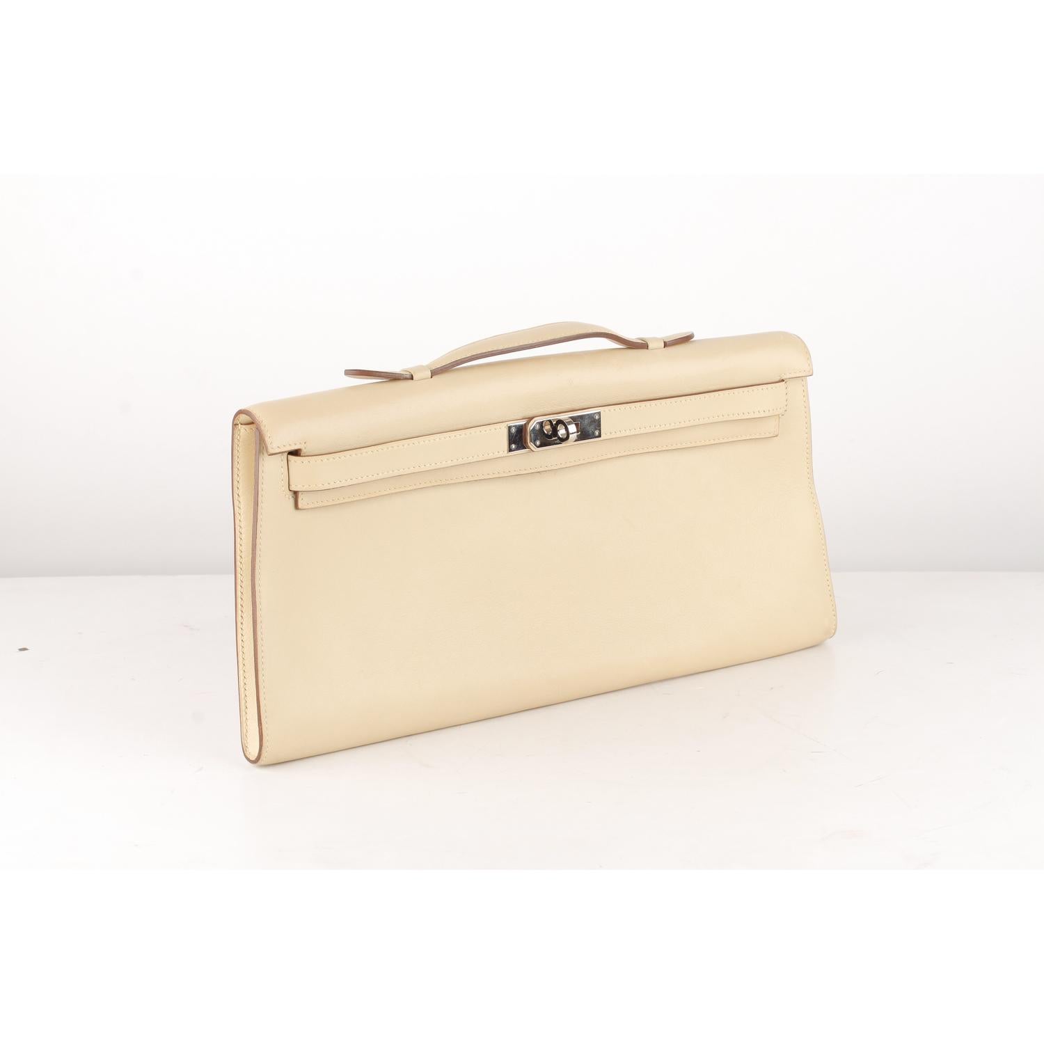 Hermes Beige Leather Kelly Cut Clutch Bag Pochette In Excellent Condition In Rome, Rome