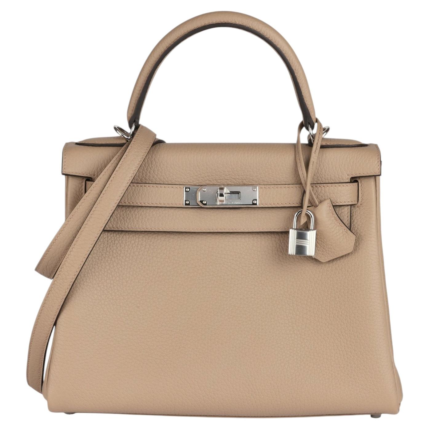 Hermès Beige Marfa Clemence Piel Kelly 28cm Retourne en venta