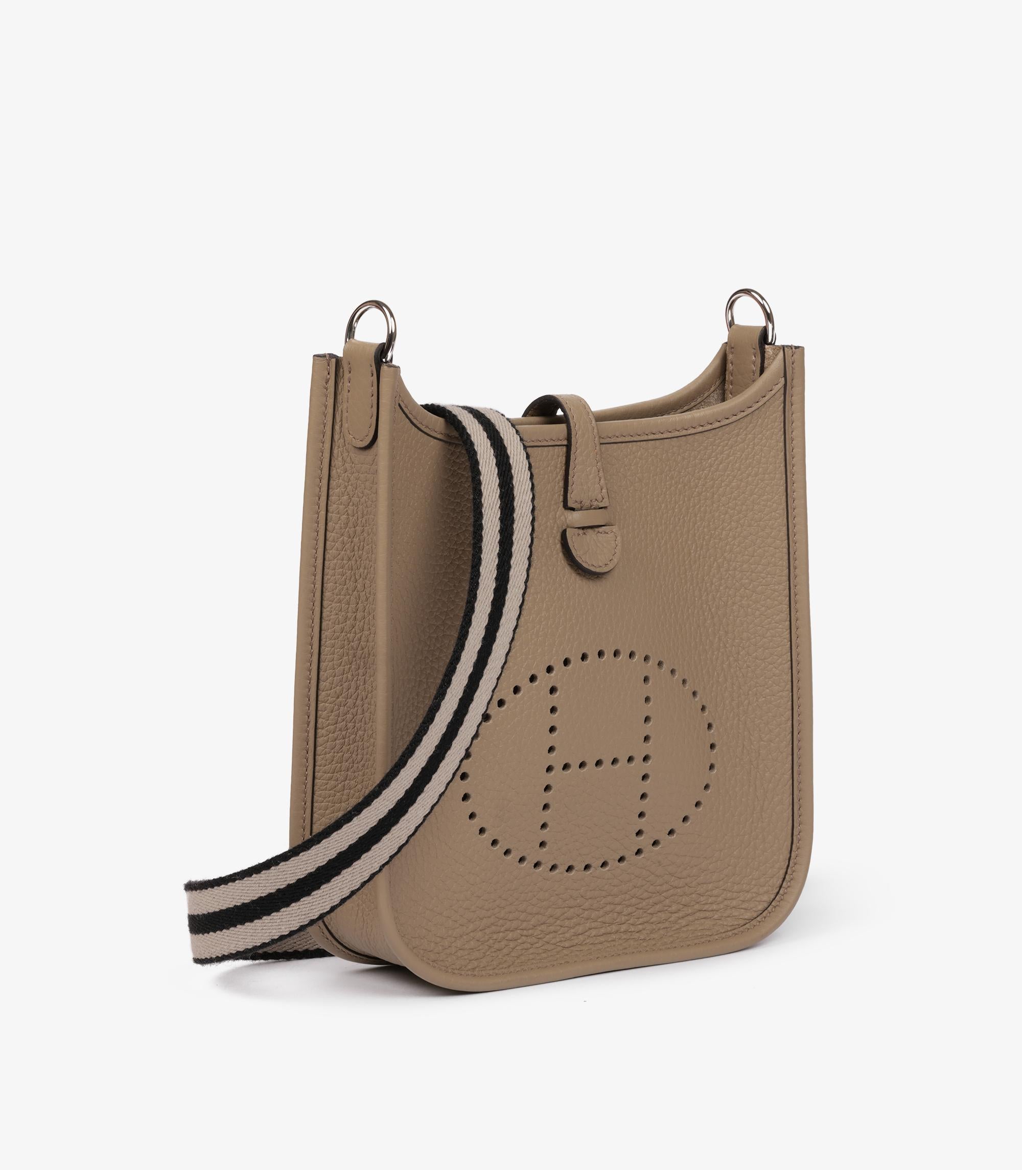 Hermès Beige Marfa Clemence Pelle di Lana Sangle Evelyne TPM In condizioni buone in vendita a Bishop's Stortford, Hertfordshire