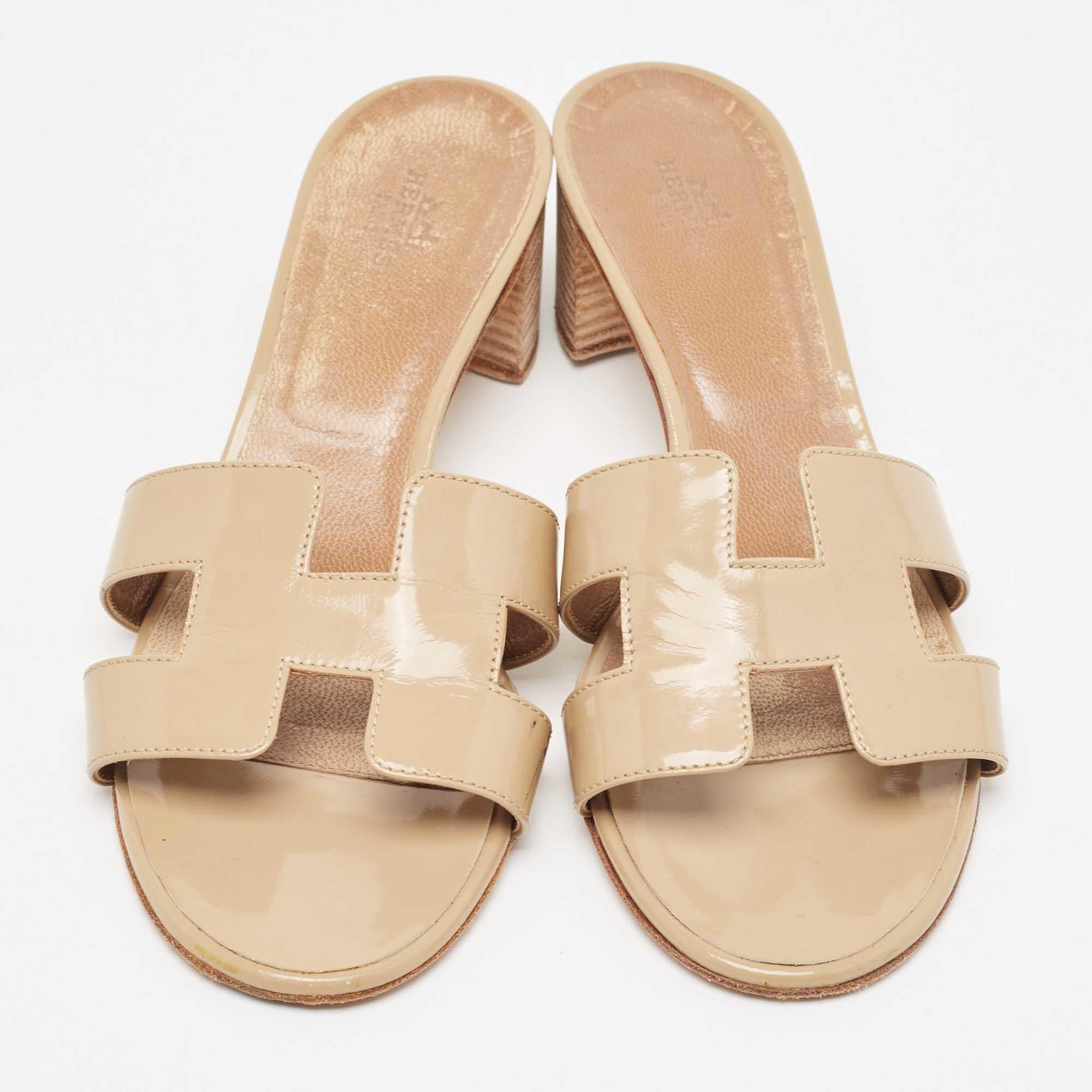 Women's Hermes Beige Patent Oasis Slide Sandals Size 39