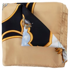 Hermès - Écharpe Carré 90 en soie beige « Les Chevaux Des Moghols »
