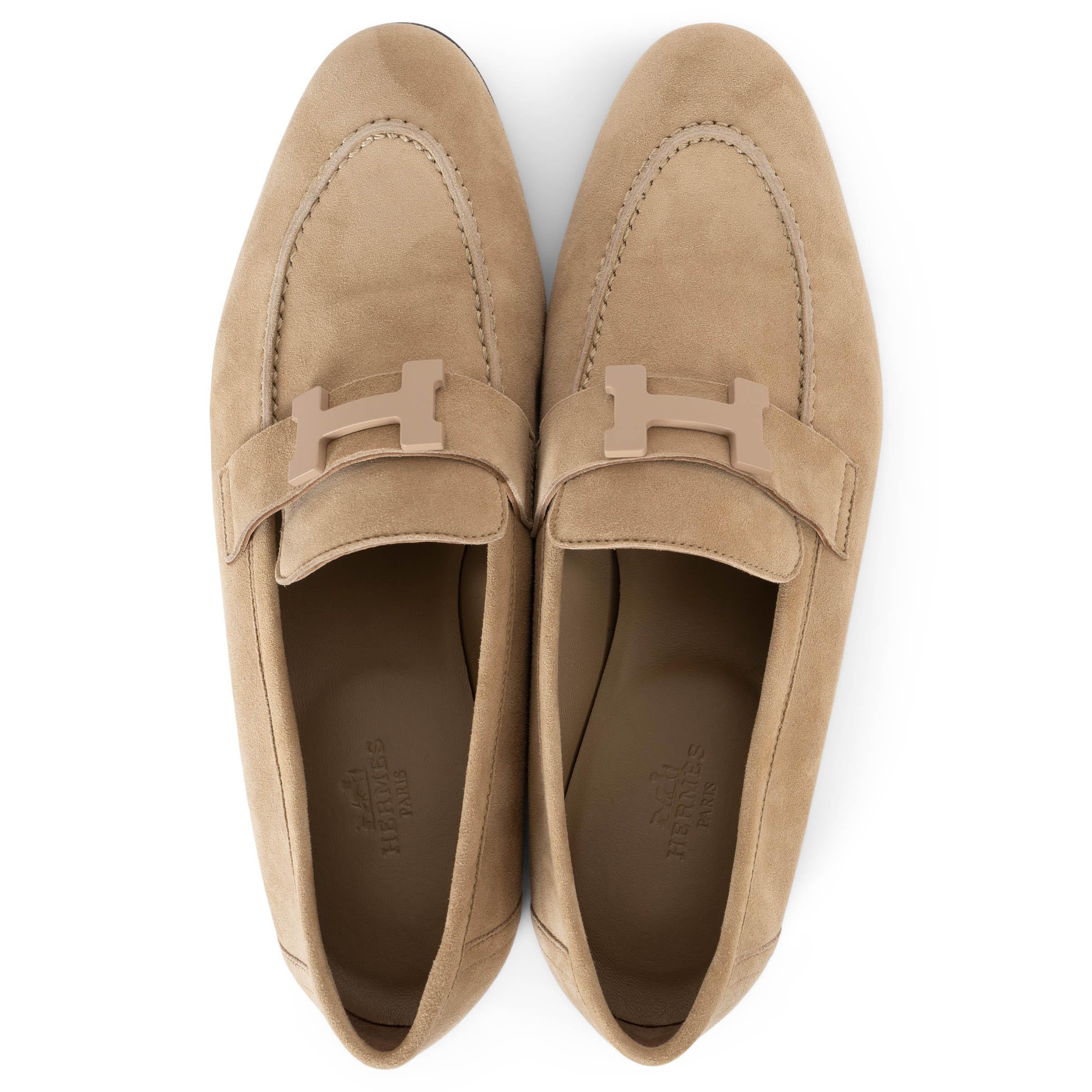 Women's HERMES beige suede PARIS Loafers Flats Shoes 37.5 For Sale