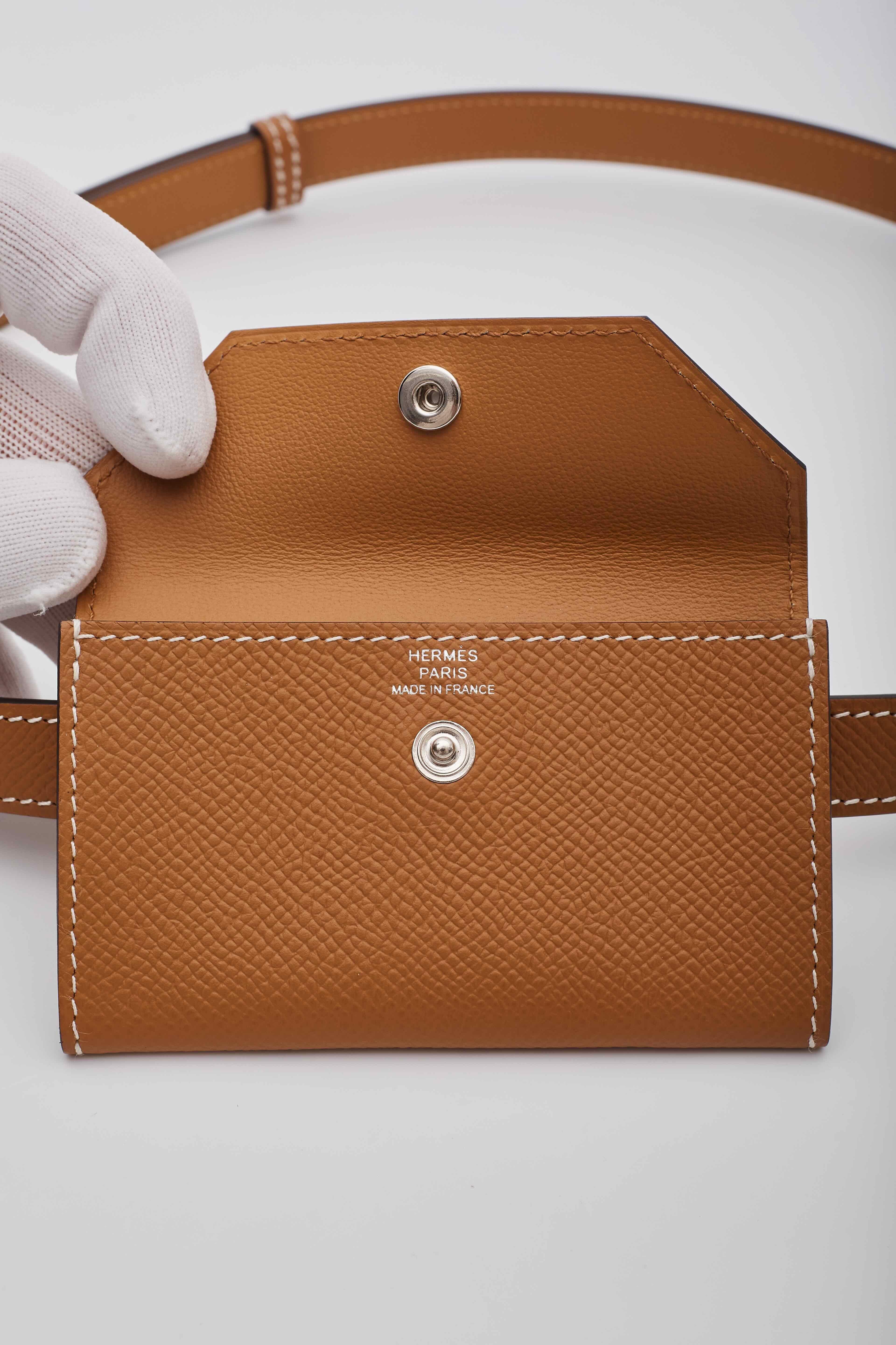 Women's Hermes Beige Textured Leather Kelly Pocket 18 Mini Belt Bag For Sale