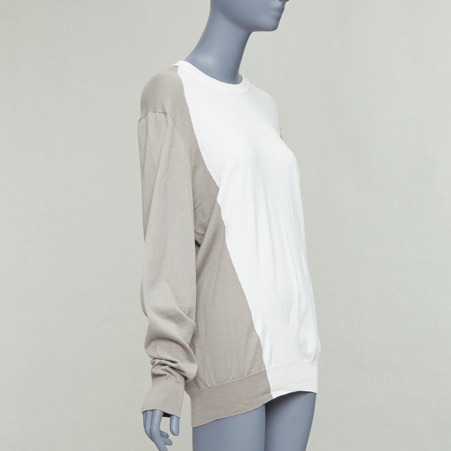 Gris Pull-over ras du cou HERMES beige blanc coton cachemire colorblocked XL en vente