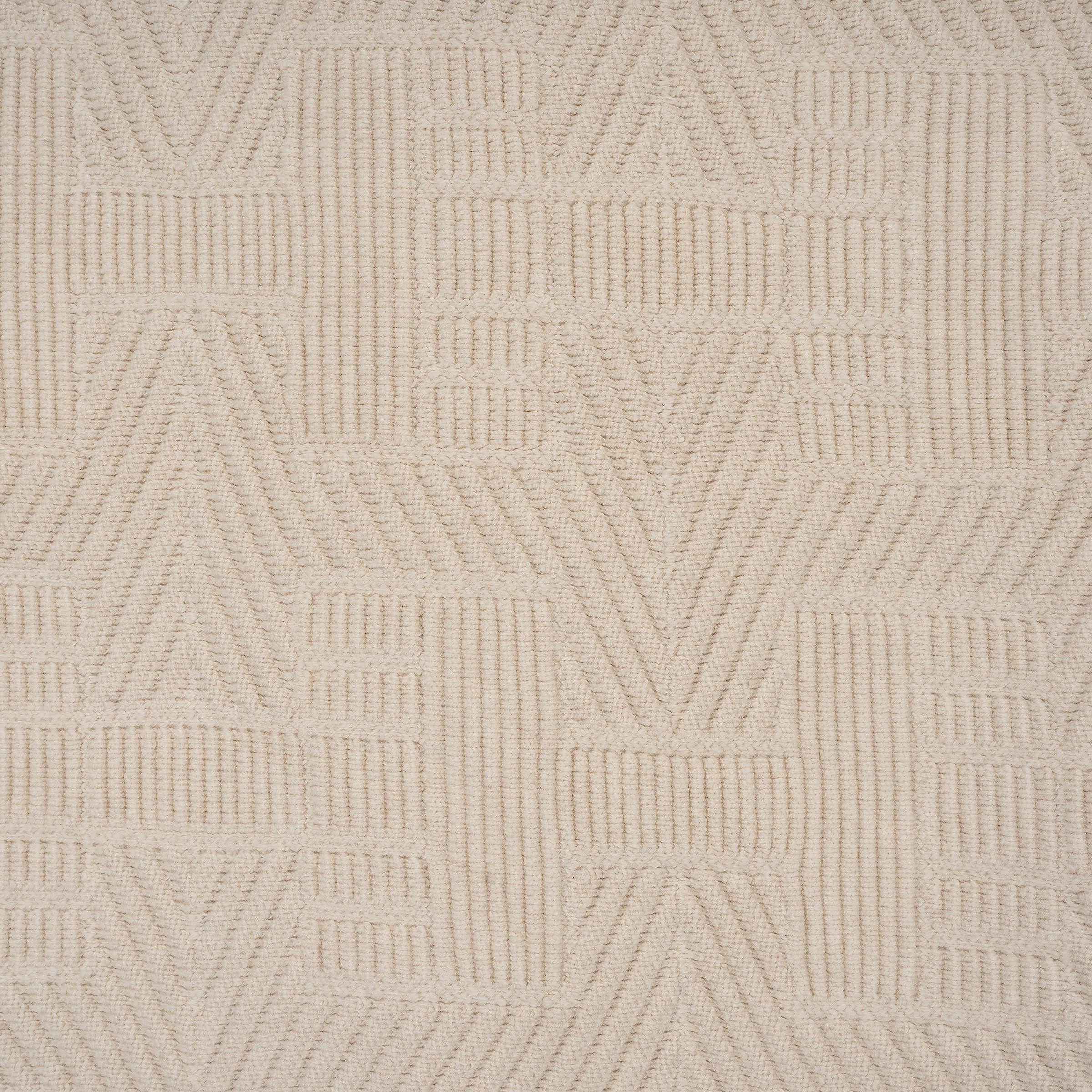 This 100% authentic Hermès Sherwood knit wool blanket in beige is a luxurious and cozy addition to any interior. Made from 100% wool, the intricate knit design creates a subtle 3D effect, adding depth and texture to the piece. Designed by Fanette