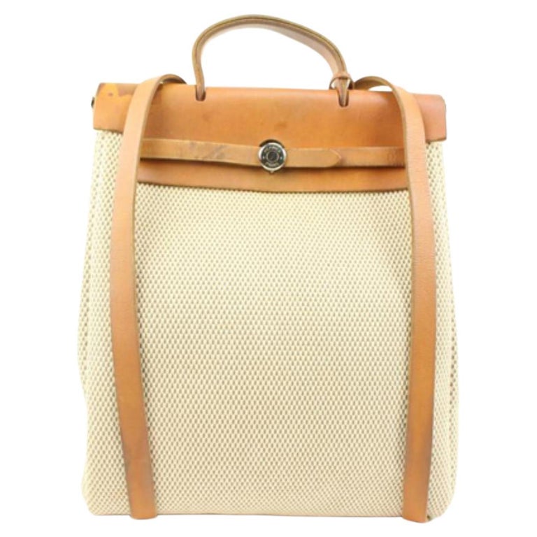 Hermès - Sac à dos « a Doc Herbag » en toile beige et marron  display picture 2