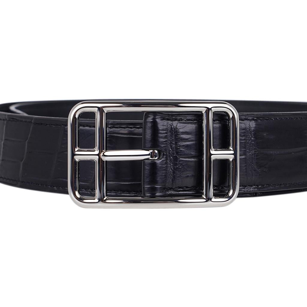 Mightychic offers an Hermes Cape Cod 32 mm belt featured in Black Matte Porosus Crocodile.
We owe this beautiful buckle to the inspiration of Henri d'Origny, the famed Hermes designer who brought us the Cape Cod watch.
Very rare to find in