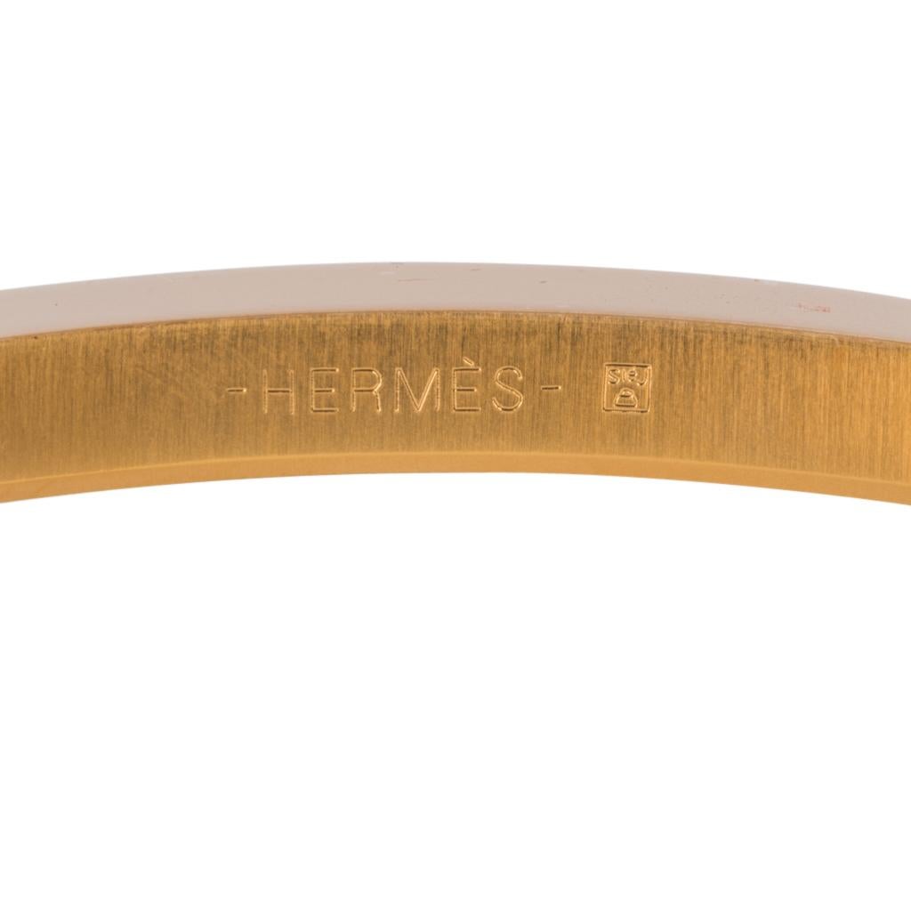 Hermes Gürtel Constance 42 mm Gold / Craie Gebürstete Goldschließe 105 im Angebot 1
