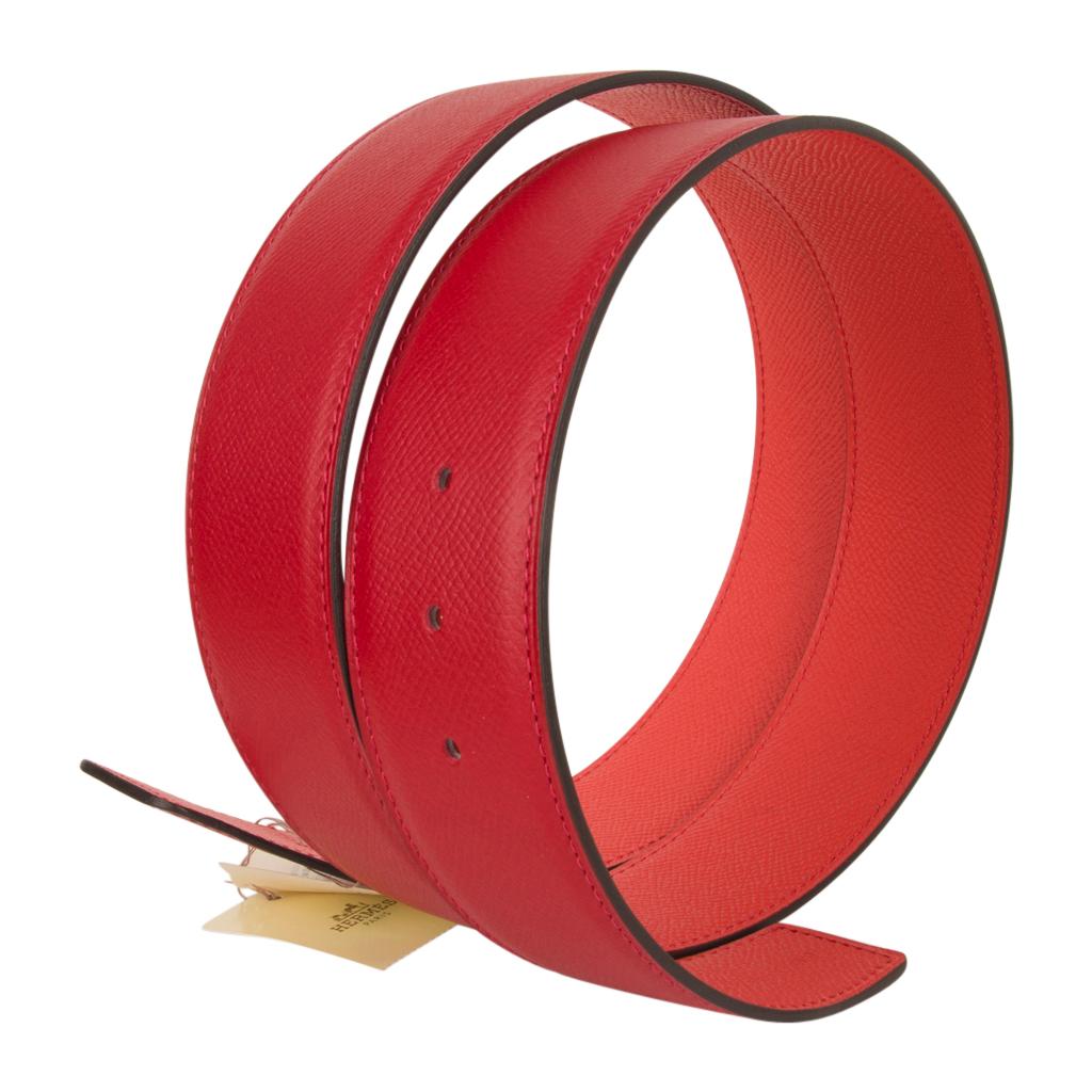 Mightychic offers an Hermes Constance 42 mm belt featured in reversible Rouge Coeur to Rose Jaipur in Epsom leather.  
Fabulous over sized brushed palladium signature H buckle.
Now a retired size, this is sure to become a collectors treasure.