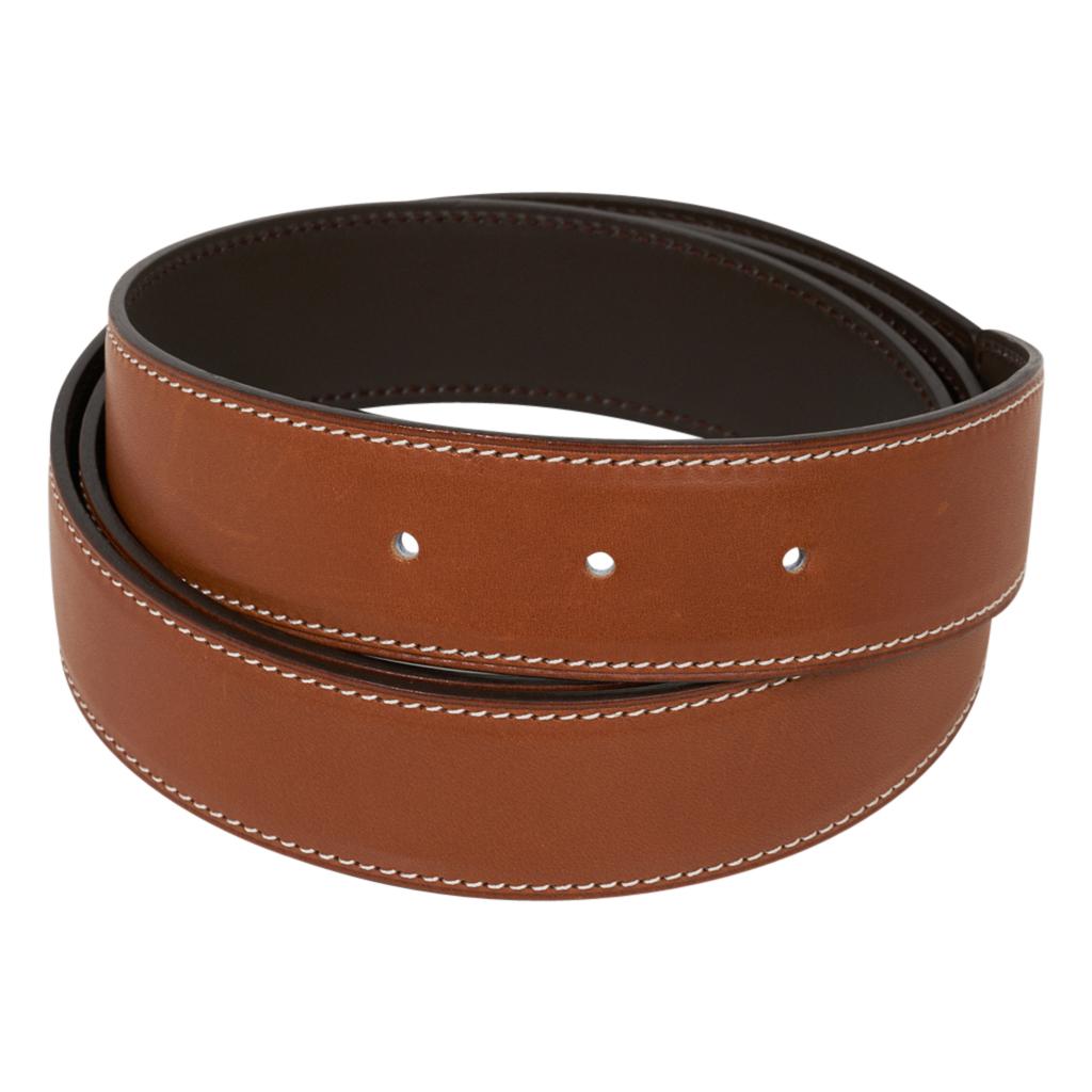 Hermès - Ceinture Constance 32mm, Fauve Barenia/Marron foncé, boucle laquée, 95 cm  Unisexe en vente