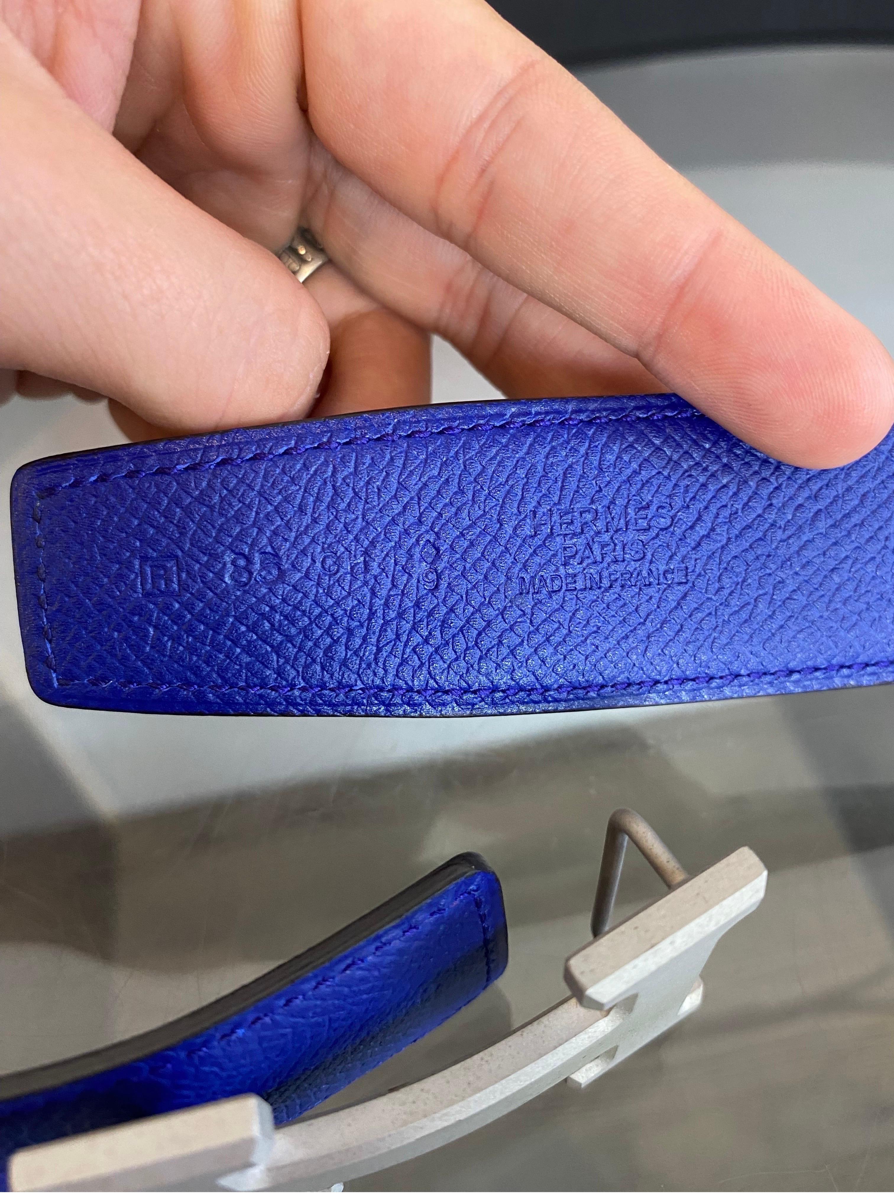 Women's or Men's Hermès belt in blue leather with silver buckle For Sale