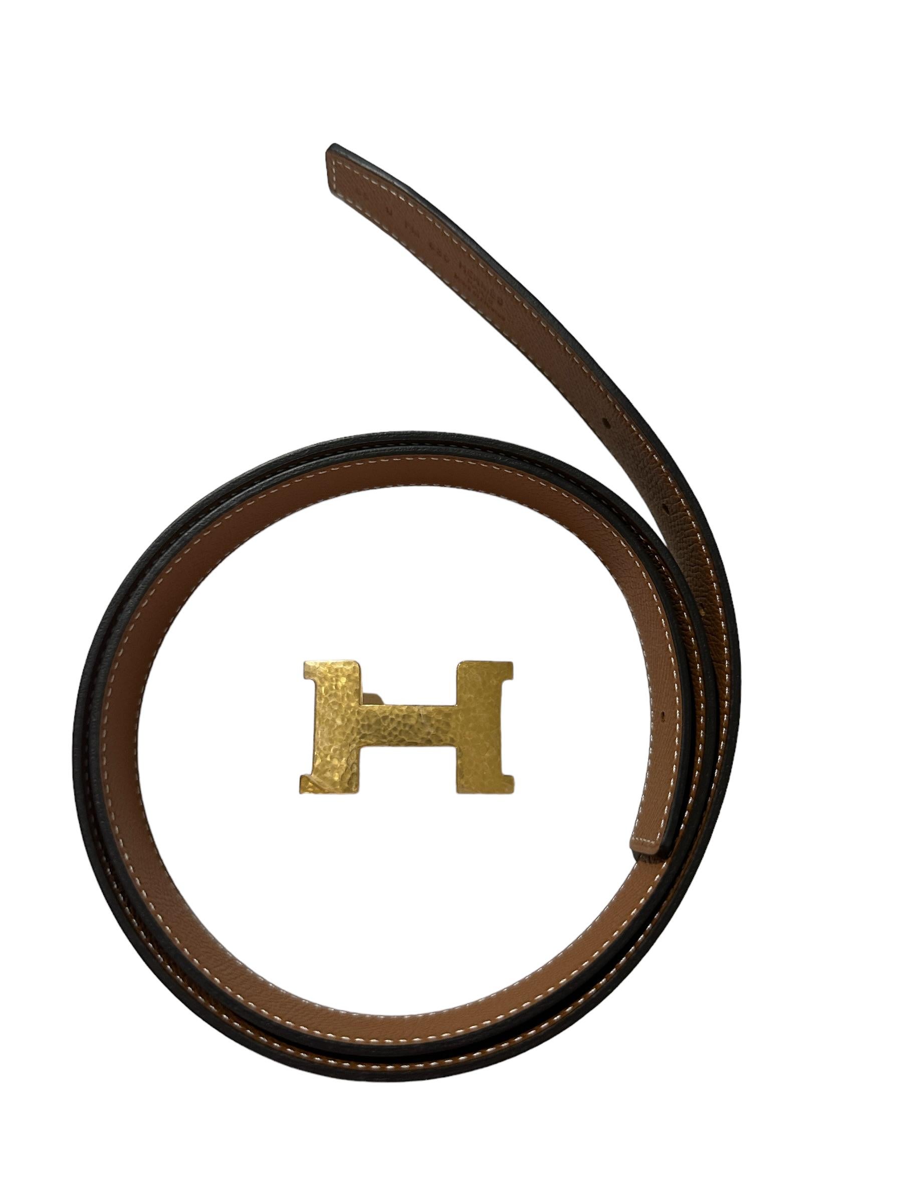 Hermes Belt Mini Constance Martelee Buckle & Reversible Black Gold strap 24 mm en vente 1