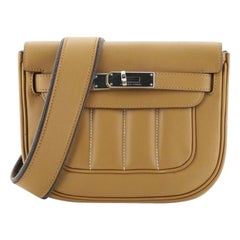 HERMÈS Femme Berline Mini 21 aus Leder in Gelb