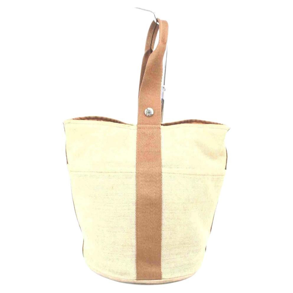 Hermes  Bicolor Toile Saxo MM Bucket Tote  861254 For Sale