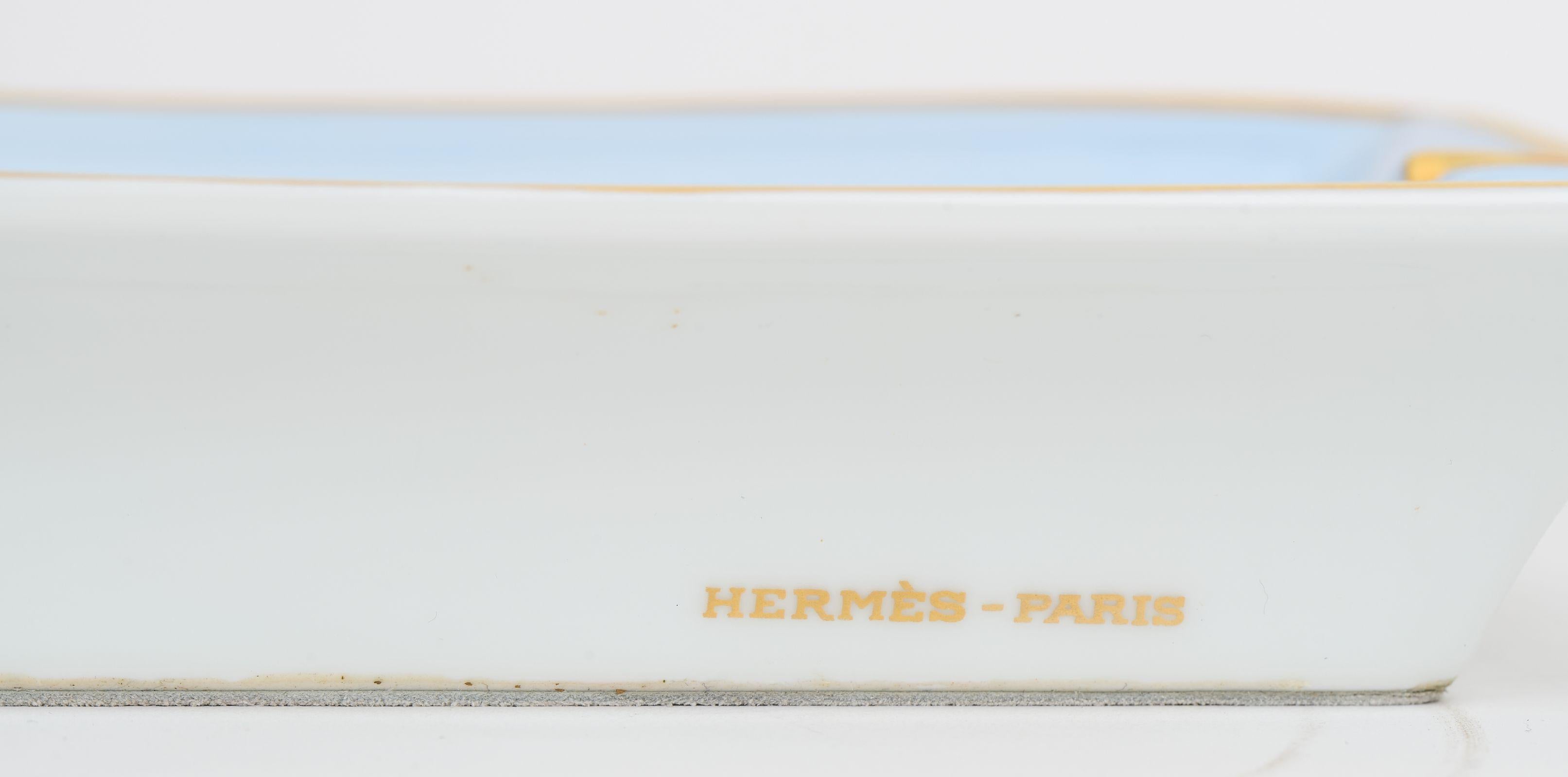 Posacenere Hermès Bird in porcellana blu In condizioni buone in vendita a West Hollywood, CA
