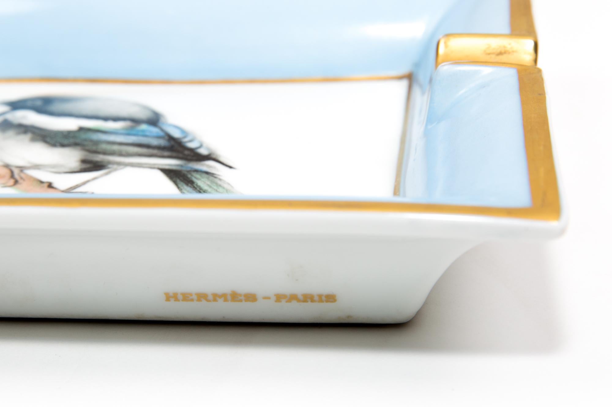 Hermes Bird Print Porcelain Ashtray Organizer In Good Condition In Paris, FR