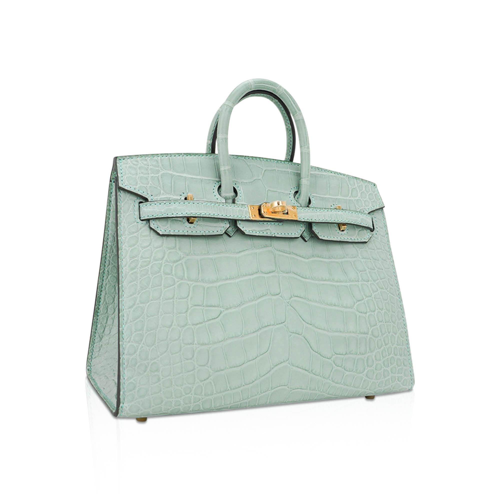 Mightychic offers a limited edition Hermes Birkin 20 Sellier bag featured in exquisite Vert D'Eau.
Small, chic, and so flirty - she is a crowning jewel to any Hermes collector.
This gorgeous soft clear water hue is neutral and perfect for year round