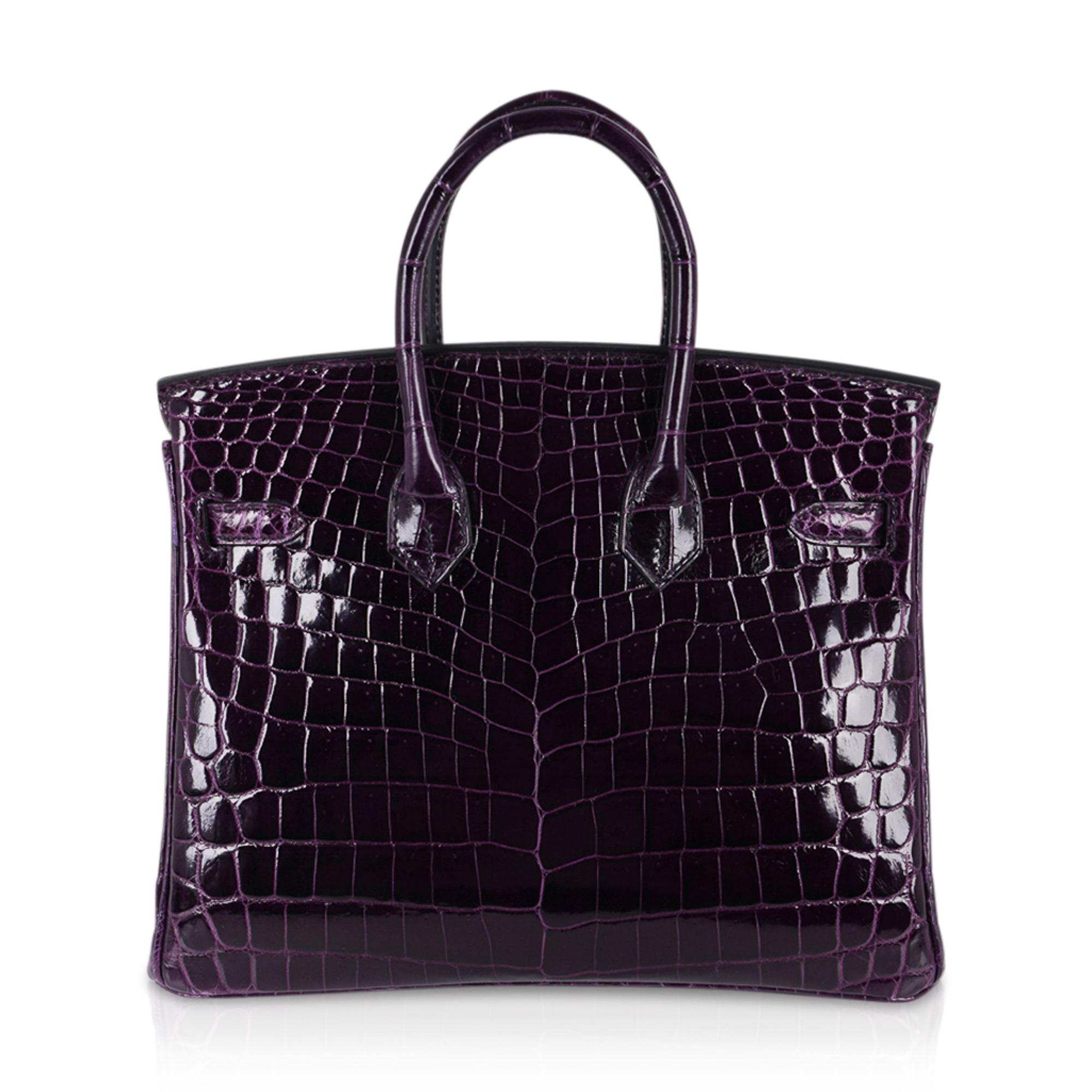 Black Hermes Birkin 25 Bag Aubergine Crocodile Gold Hardware  For Sale