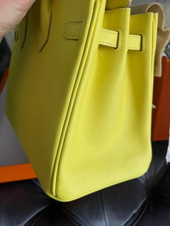 Hermes Birkin 25 bag lime