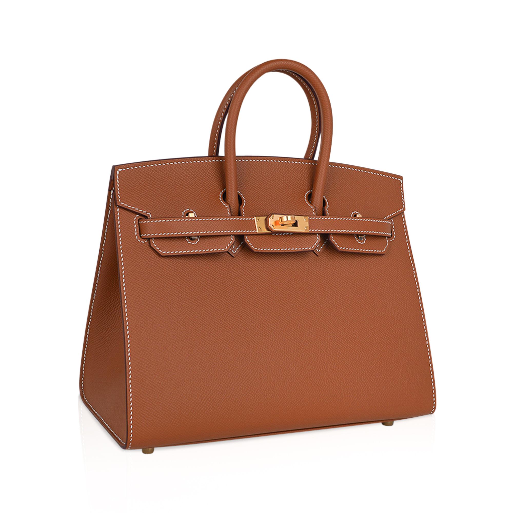 Hermes Birkin 25 Bag Sellier Gold w/ Gold Hardware Epsom Leather In New Condition In Miami, FL