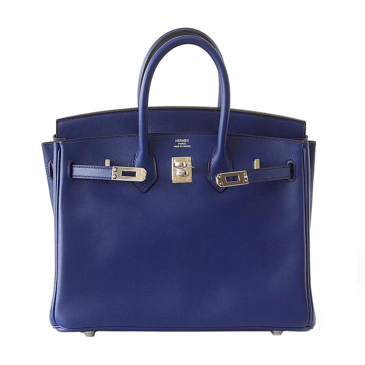 a Birkin di An He è la prima borsa che porta il nome di una celebrità. Nel 1983, il CEO di Hermes Jean-Louis Dumas era seduto accanto a Jane Birkin su un volo da Parigi a Londra. Birkin mise la sua borsa da viaggio di paglia nello scomparto