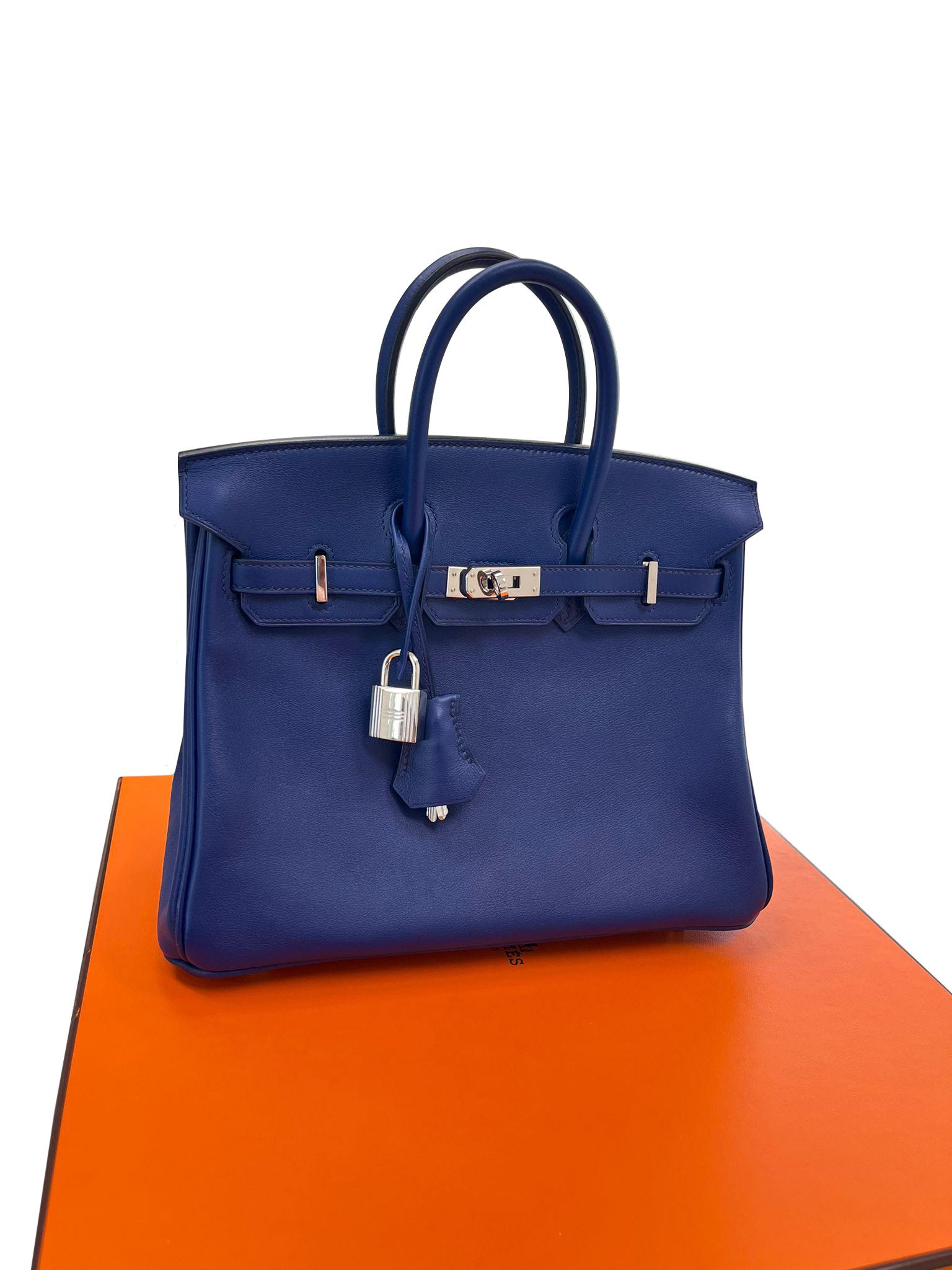 Hermes Birkin 25 Bleu Saphir Swift Borsa in pelle con hardware Palladium in vendita 1