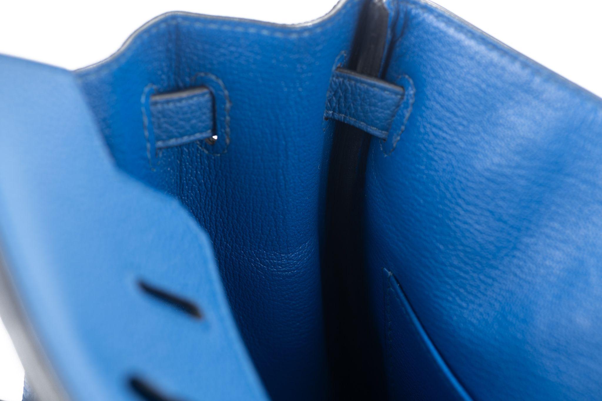 Hermès Birkin 25 Blue Electrique Togo For Sale 10