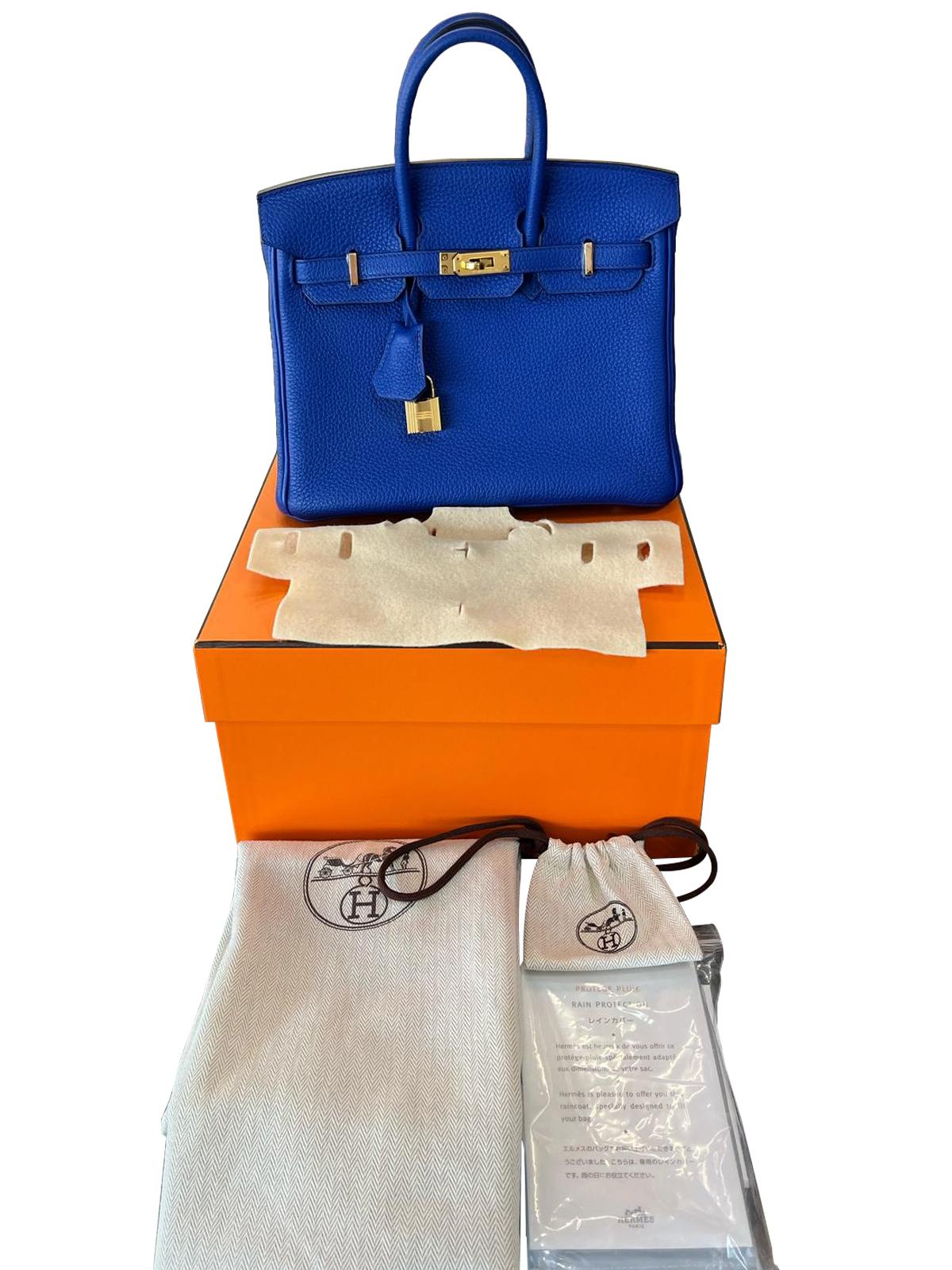 Bolso Hermes Birkin 25 Azul Real Togo Piel Herrajes Dorados en venta 1