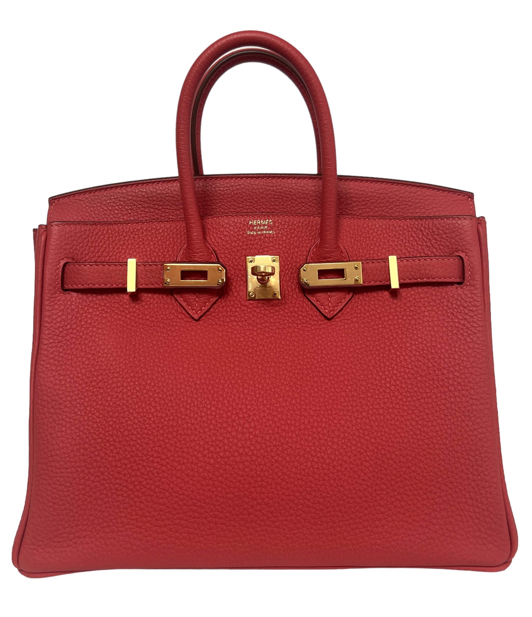 Hermes Birkin 25 Bougainvillea Red Pink Togo Leather GoldHardware  In Excellent Condition In Miami, FL