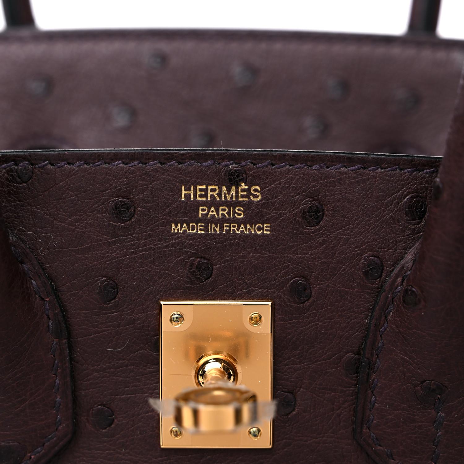 HERMES Birkin 25 Burgundy Dark Brown Exotic Ostrich Gold Top Handle Bag In Excellent Condition In Chicago, IL