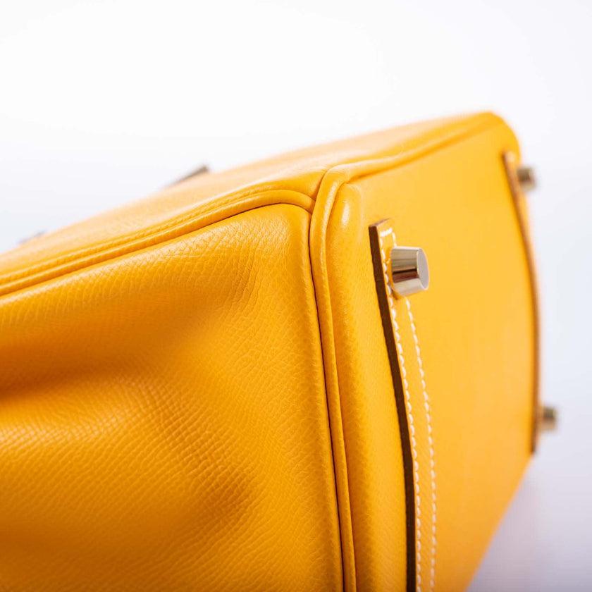 Hermès Birkin 25 Candy Collection Jaune D’or Epsom Gold Hardware Bag For Sale 5