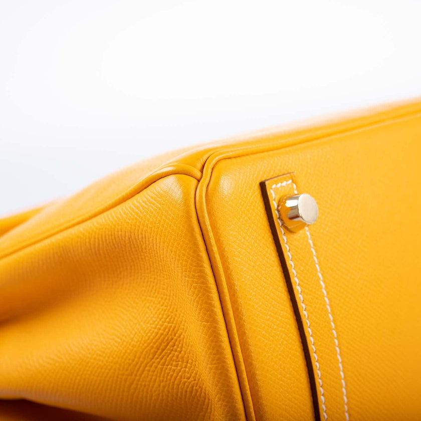 Hermès Birkin 25 Candy Collection Jaune D’or Epsom Gold Hardware Bag For Sale 7