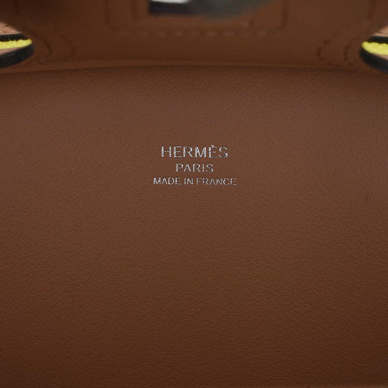 Hermes Birkin 25 Cargo Jaune Citron Toile Goeland Chai Swift Leather Bag  Limited For Sale at 1stDibs