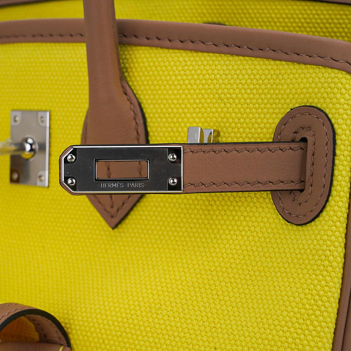 Hermes Birkin 25 Cargo Jaune Citron Toile Goeland Chai Swift Leather Bag Limited In New Condition For Sale In Miami, FL