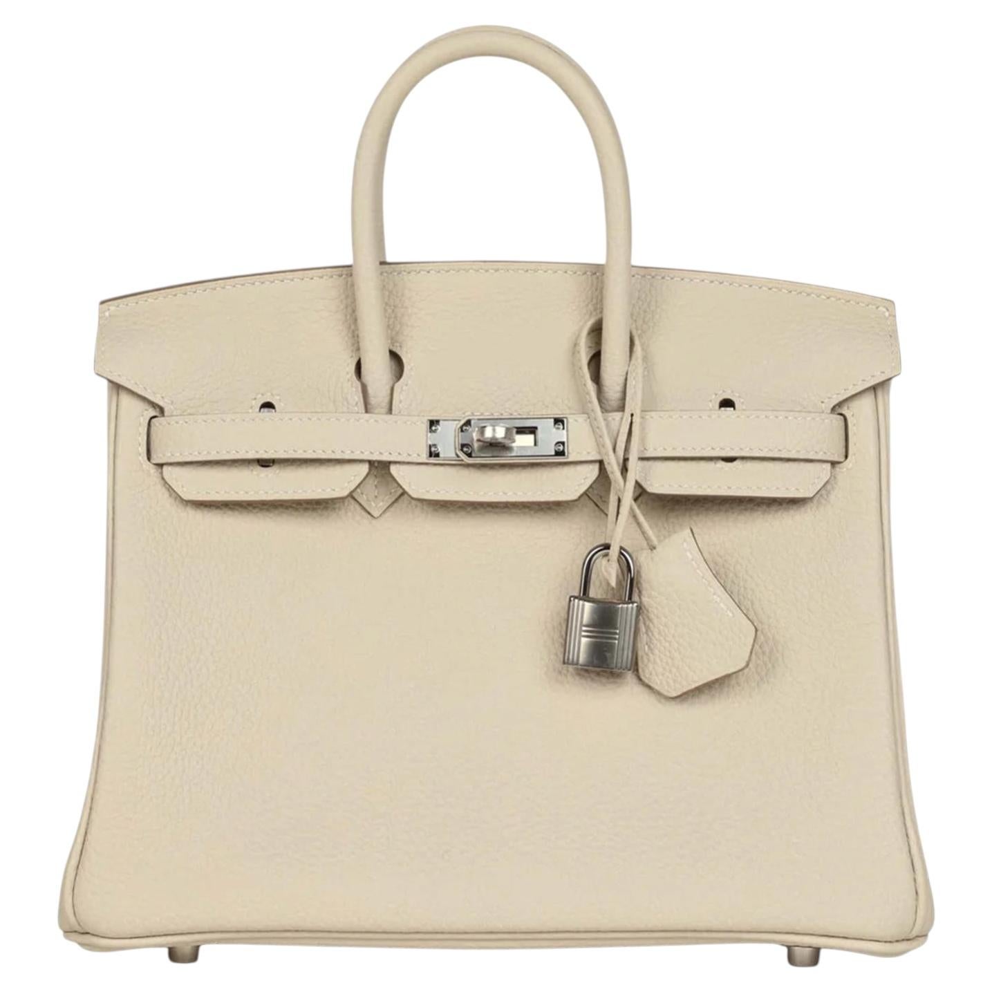 Borsa Hermès Birkin 25 in pelle Togo color Craie con finiture in palladio