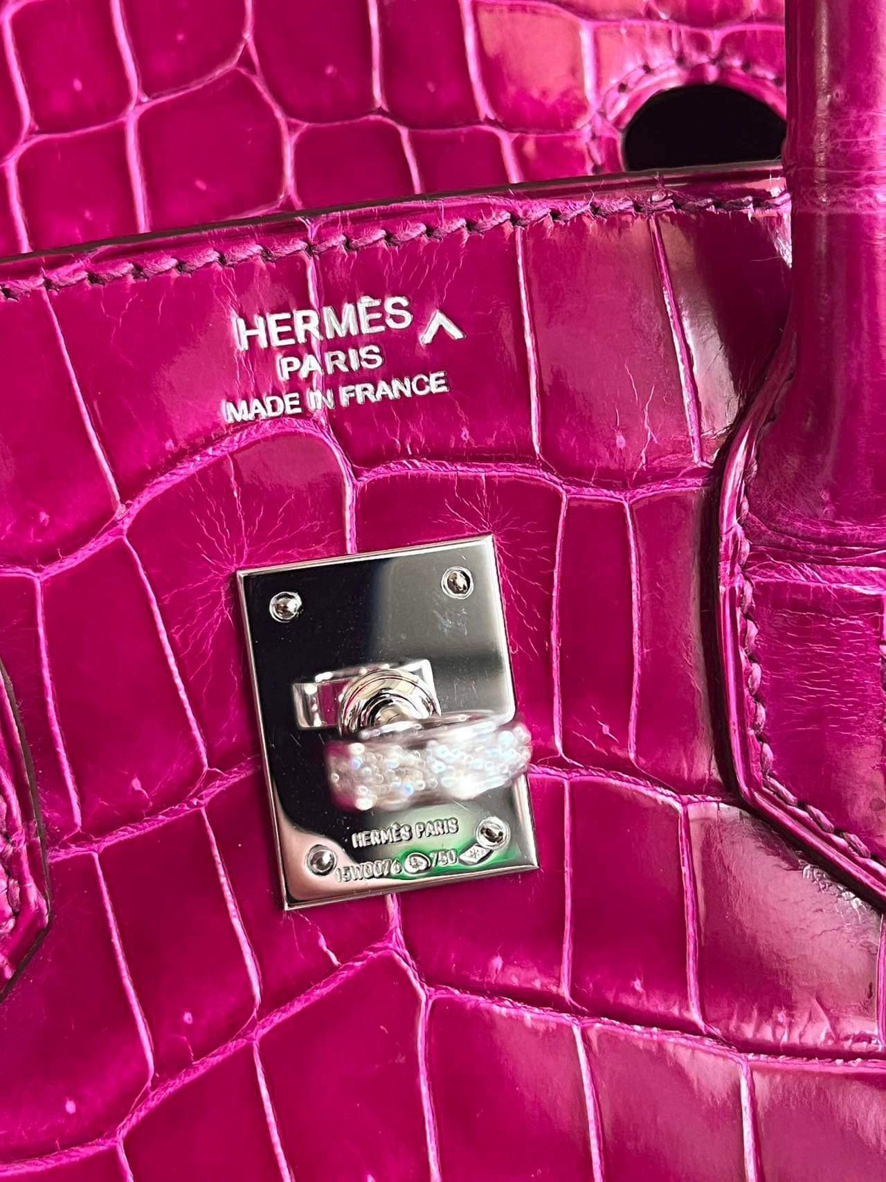 Hermes Birkin 25 Crocodile Porosus Rose Scheherazade with diamonds bag For Sale 5