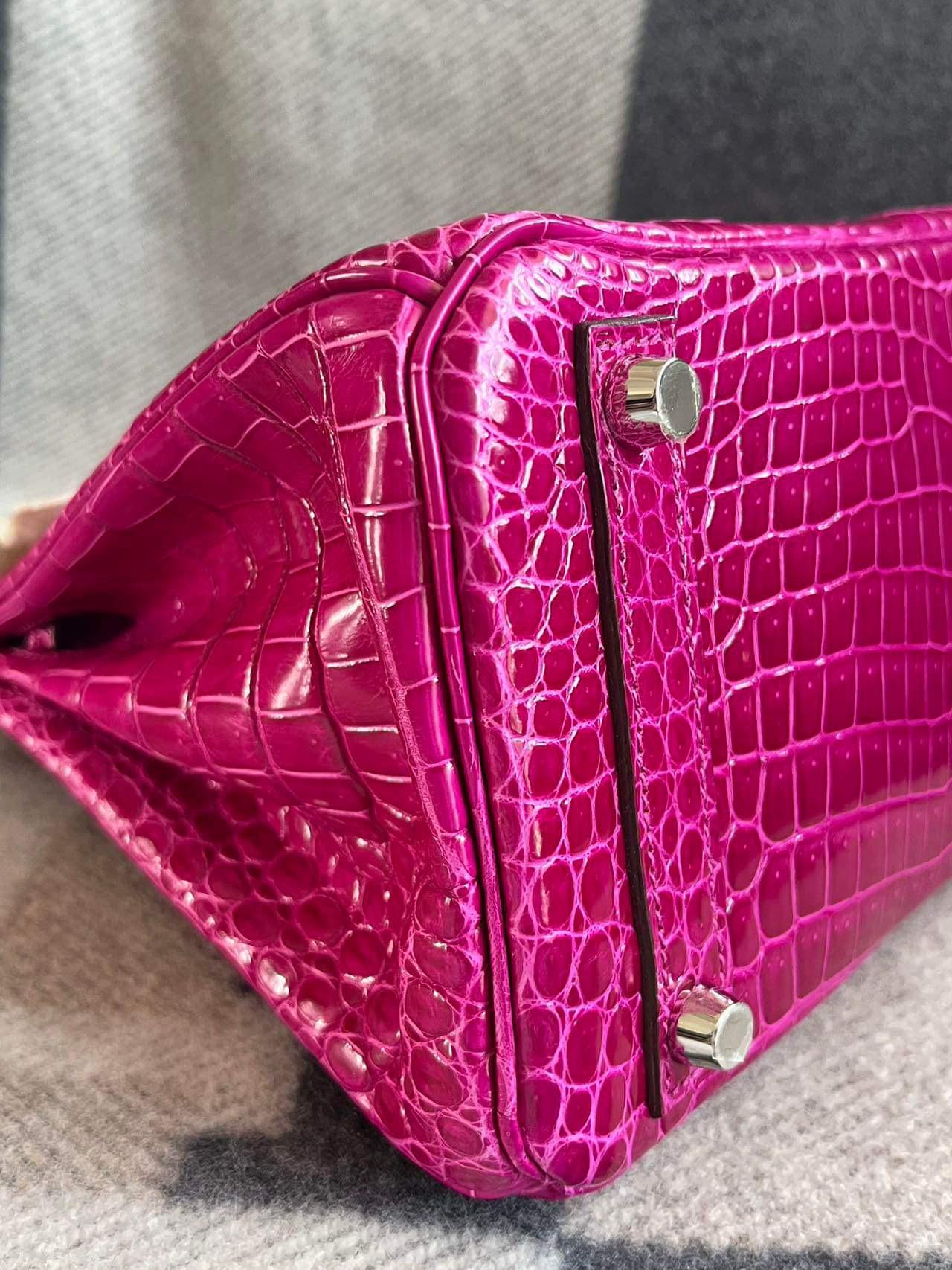 Hermes Birkin 25 Crocodile Porosus Rose Scheherazade with diamonds bag For Sale 1