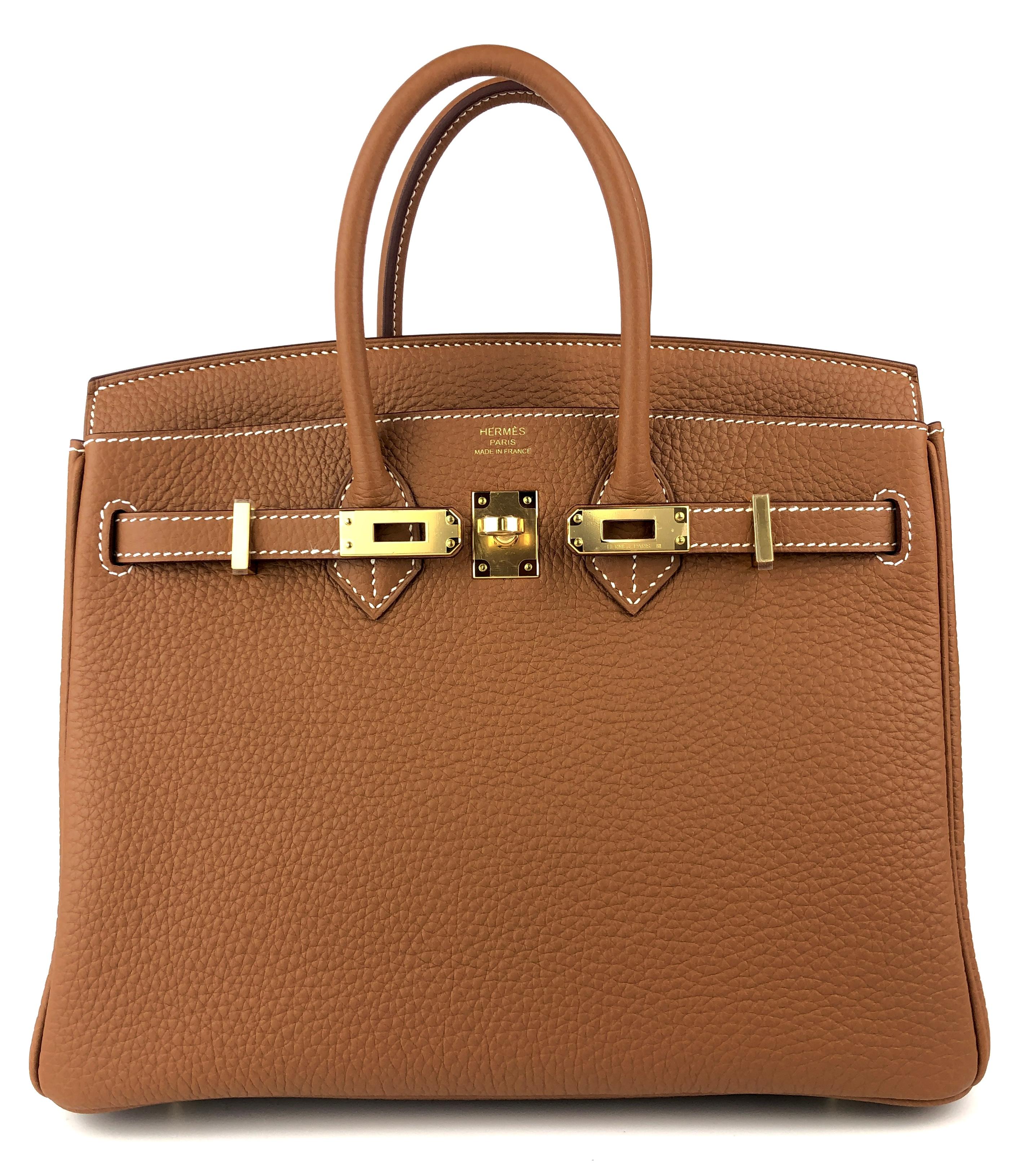Hermes Birkin 25 Gold Tan Togo Leather Handbag Gold Hardware 2023 In New Condition In Miami, FL